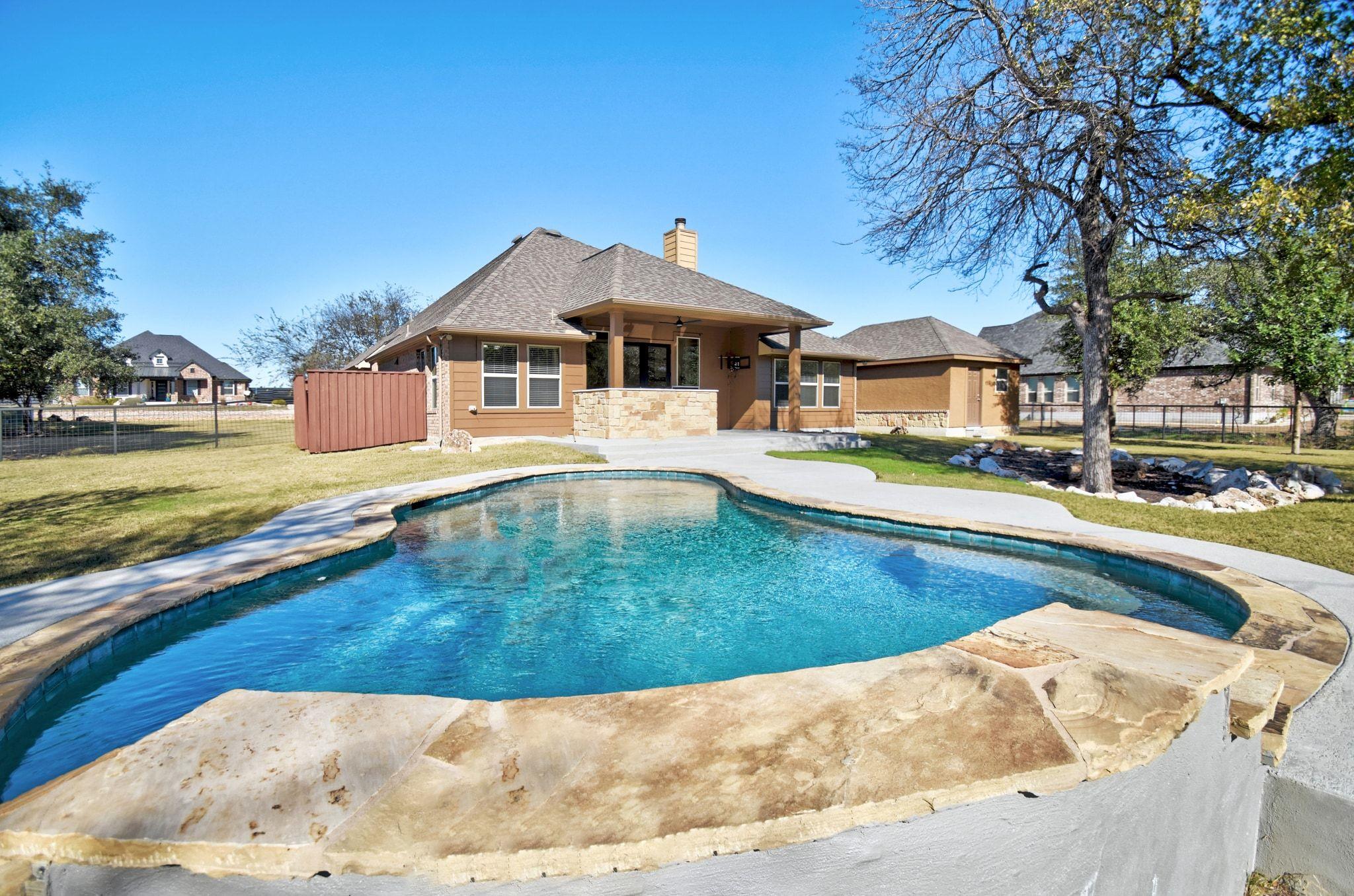 136 Gruene Hvn, New Braunfels, TX 78132