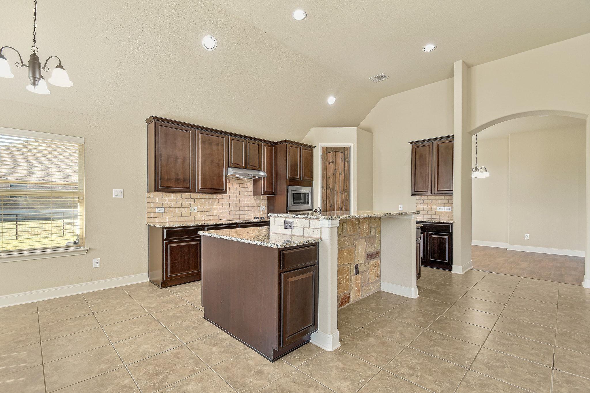 136 Gruene Hvn, New Braunfels, TX 78132