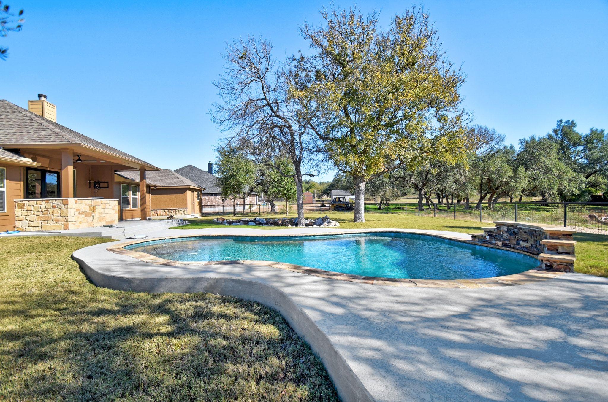 136 Gruene Hvn, New Braunfels, TX 78132