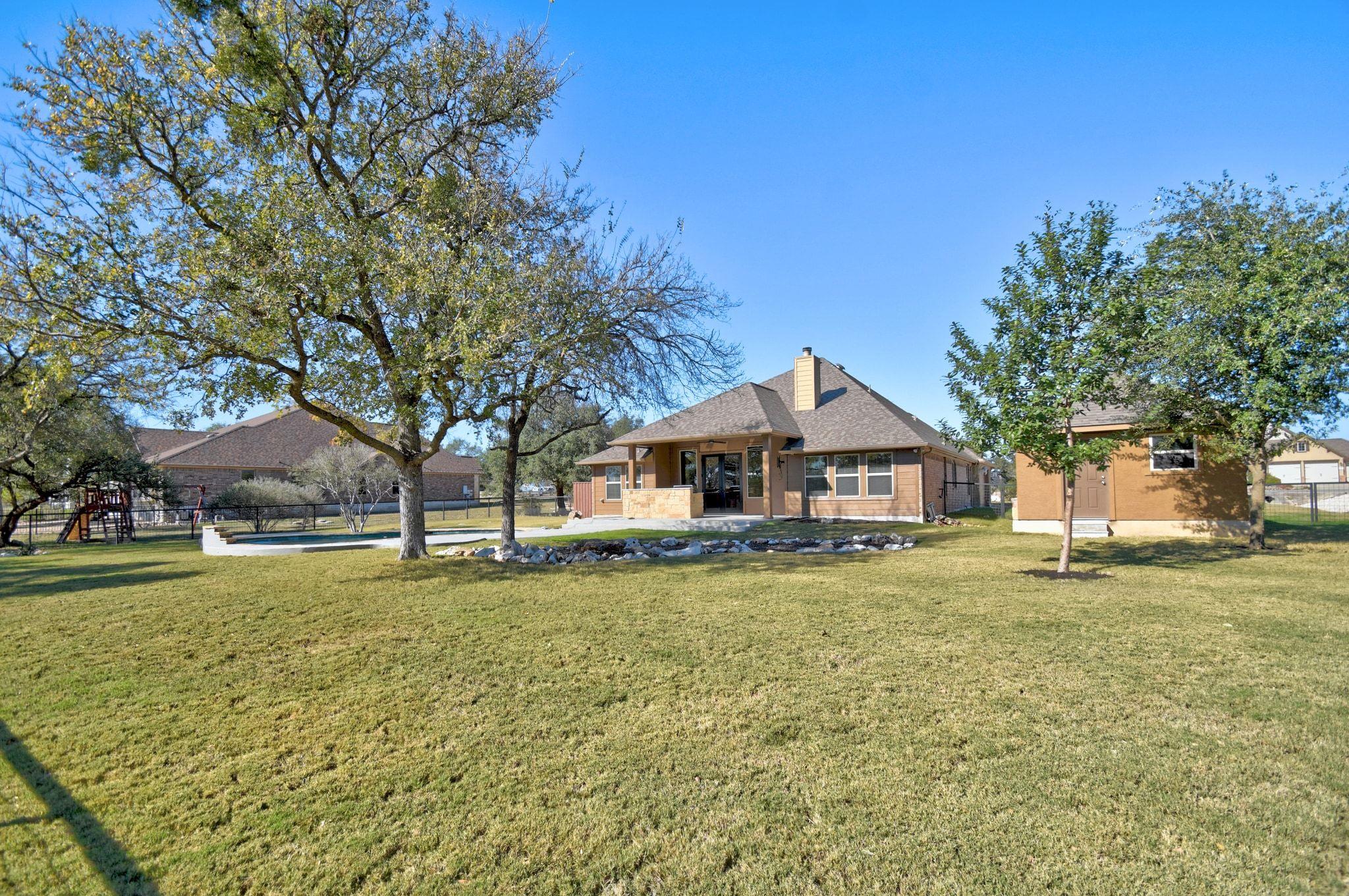 136 Gruene Hvn, New Braunfels, TX 78132