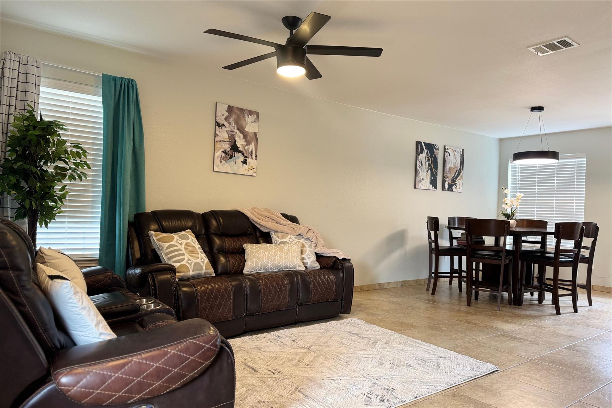 6300 Crumley Ln, Austin, TX 78741