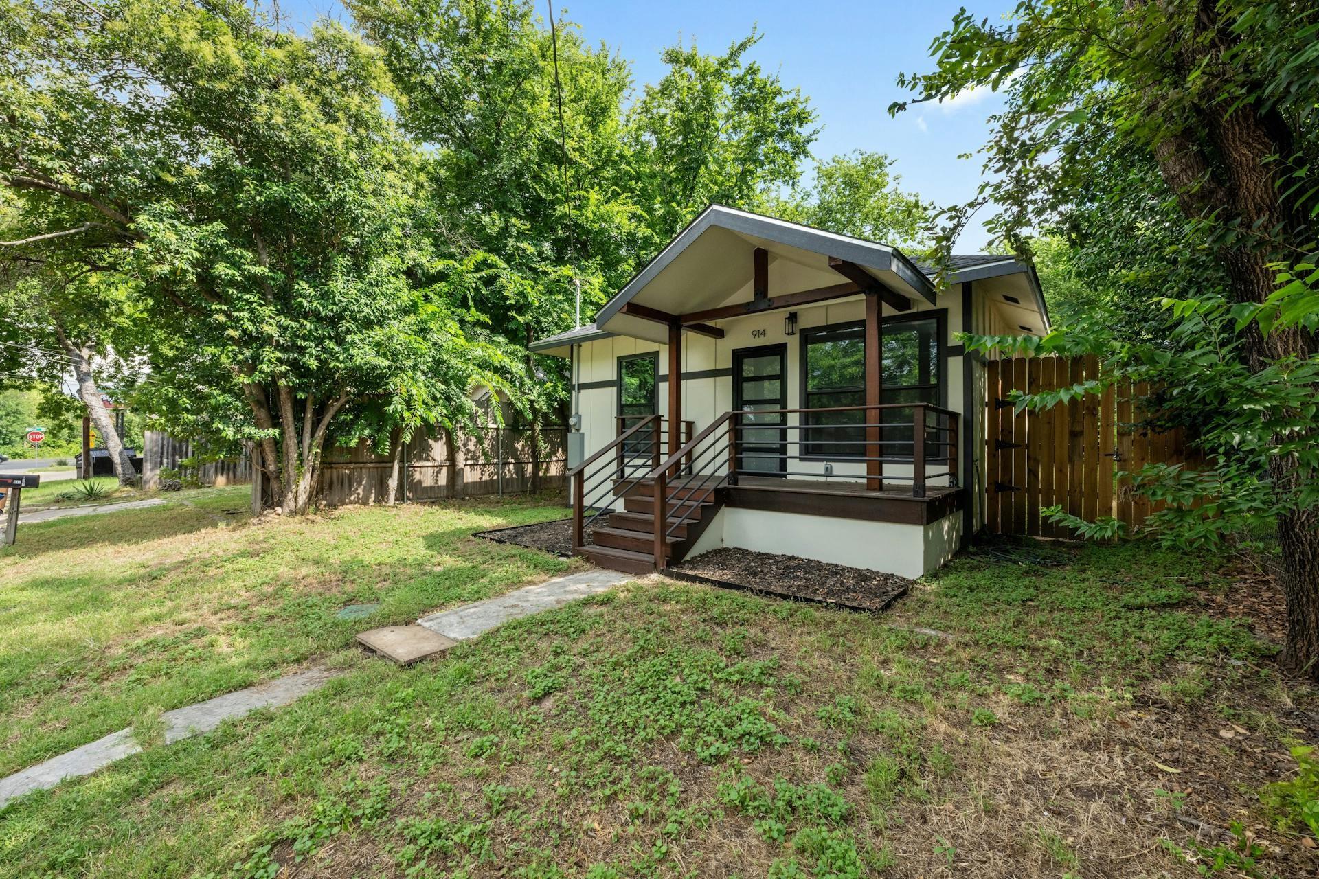 914 E 50th St, Austin, TX 78751