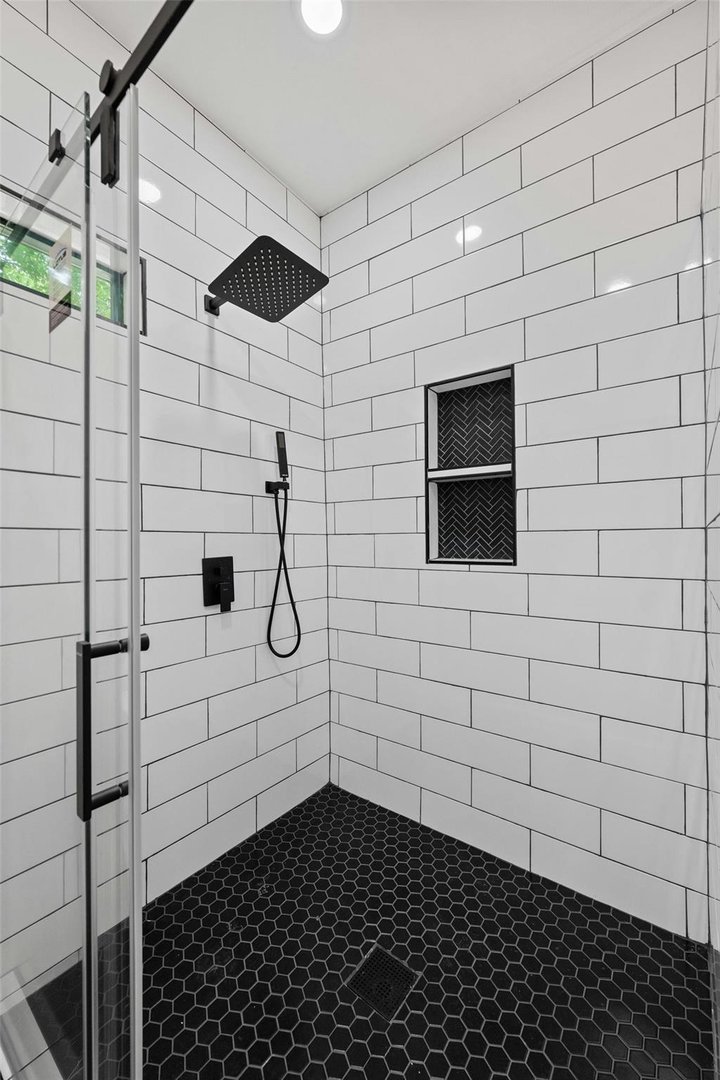 914 E 50th St, Austin, TX 78751