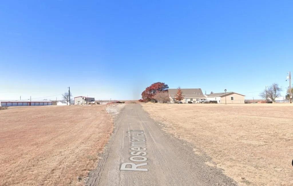 200 ROSEMARIE Dr, Howardwick, TX 79226