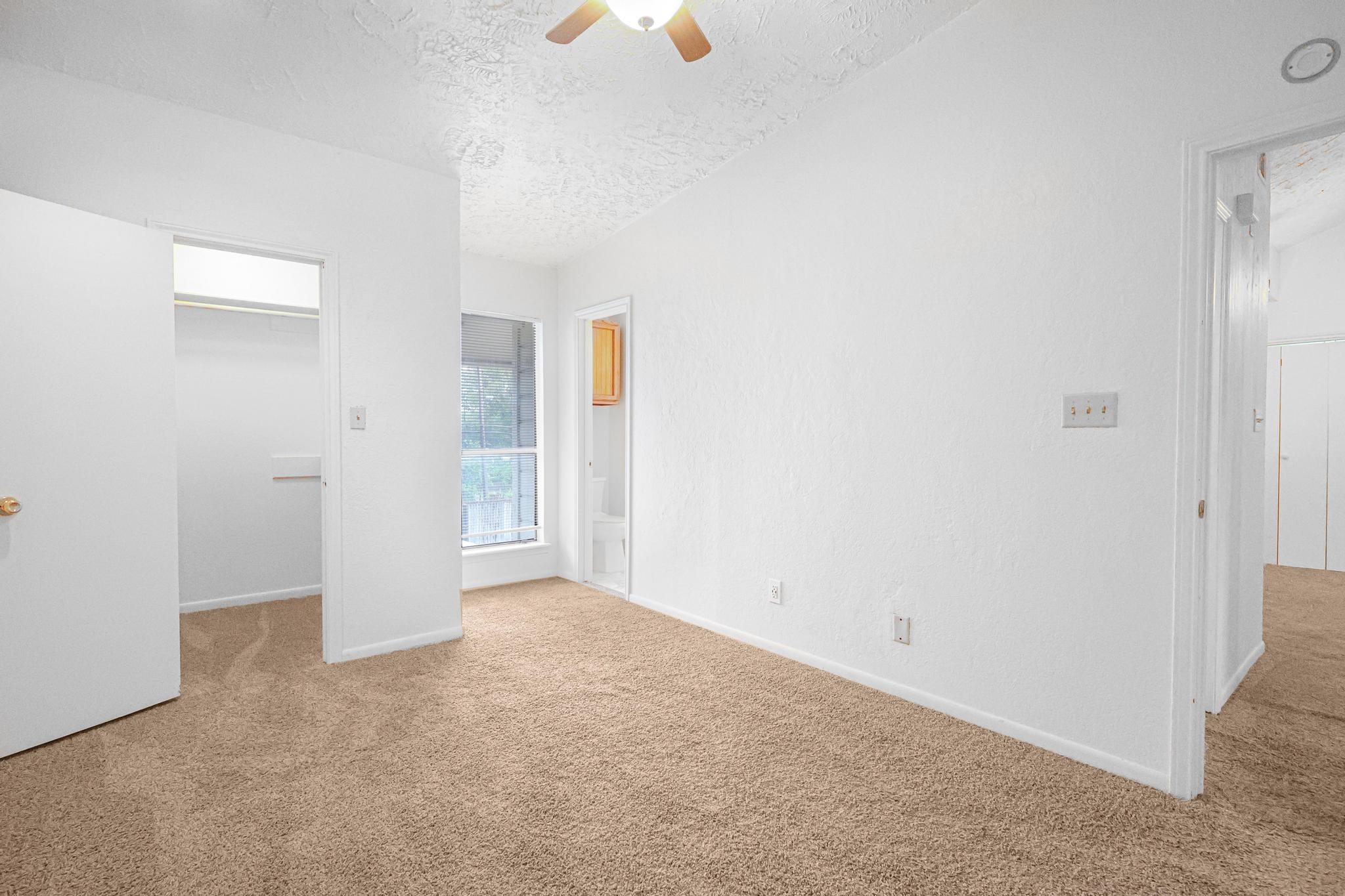 421 W San Antonio St # I3, San Marcos, TX 78666