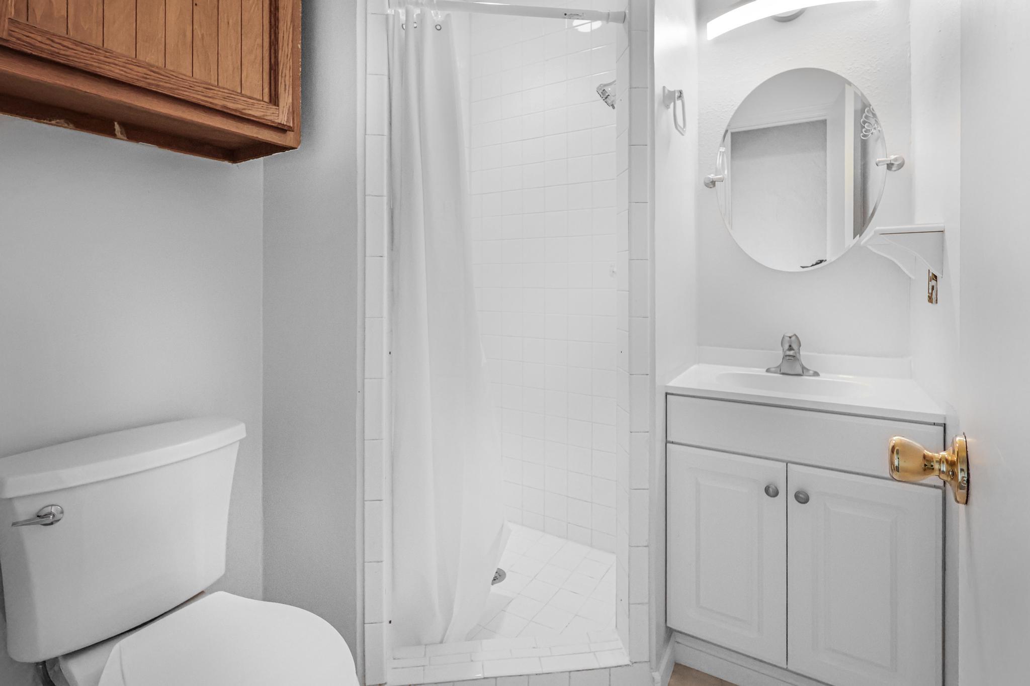 421 W San Antonio St # I3, San Marcos, TX 78666