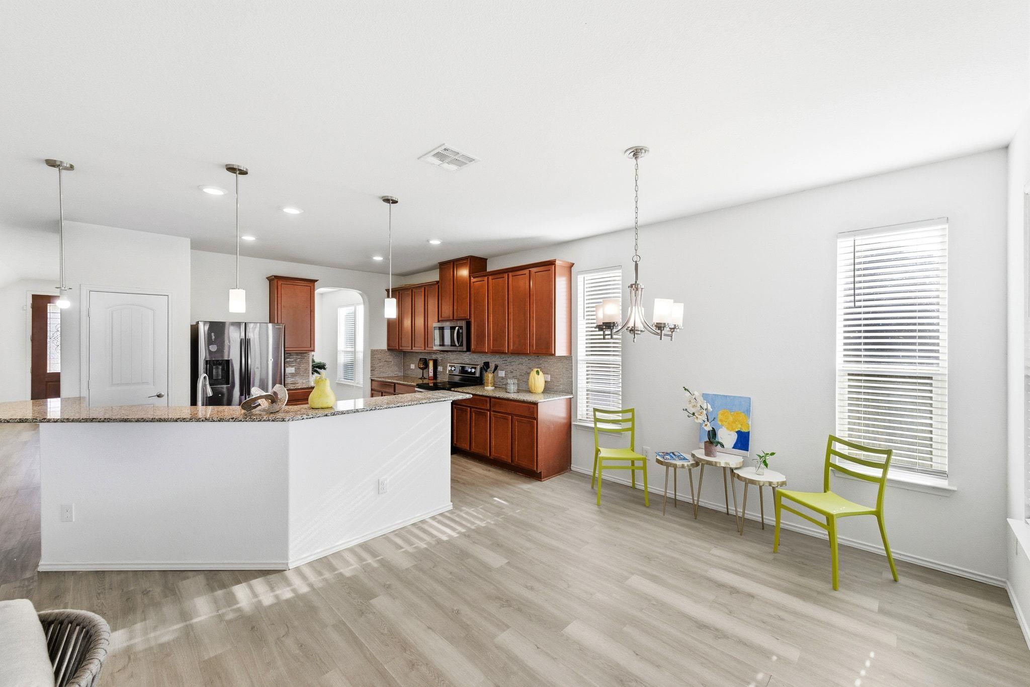 112 W Point Way, Elgin, TX 78621