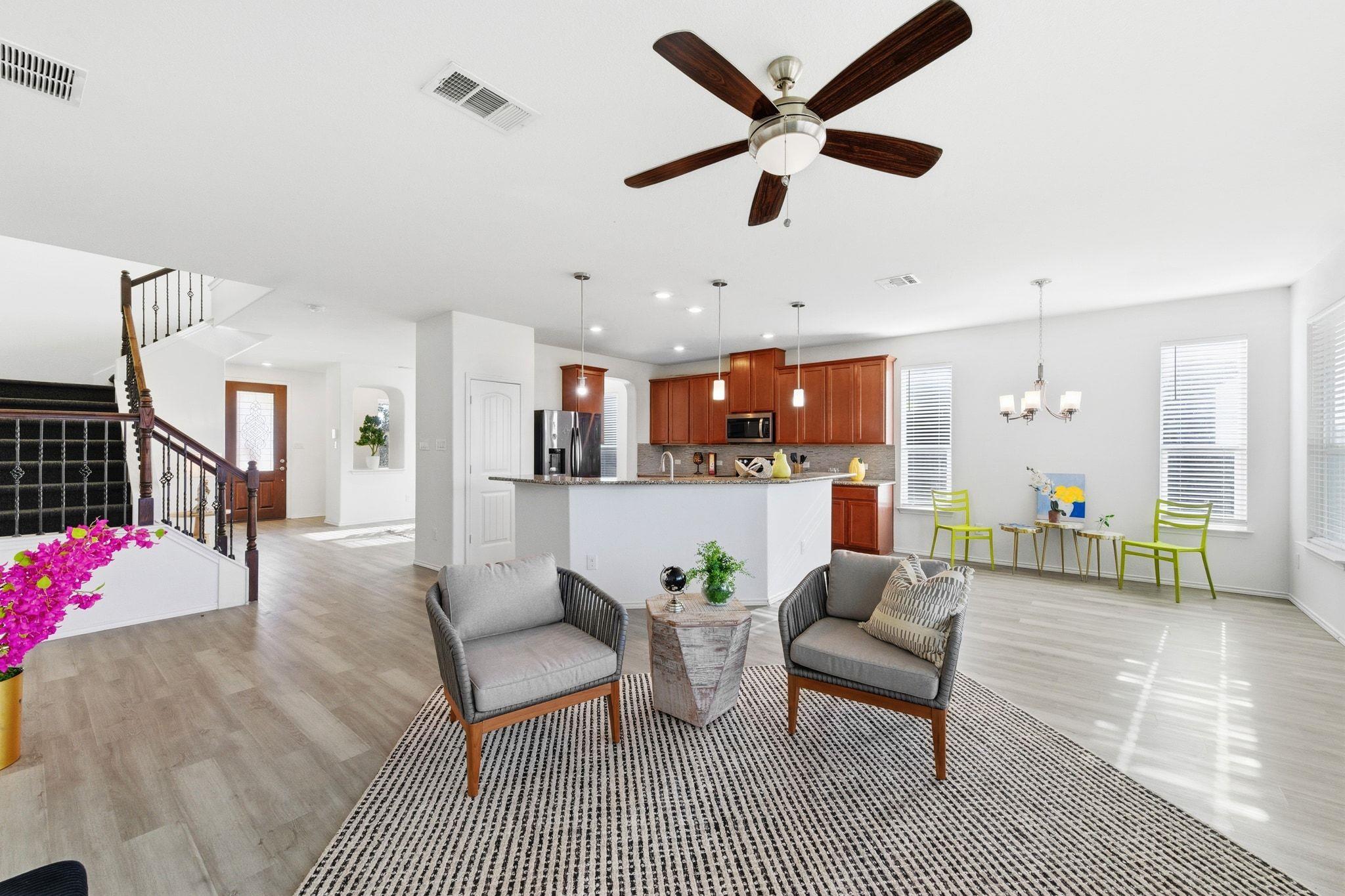 112 W Point Way, Elgin, TX 78621