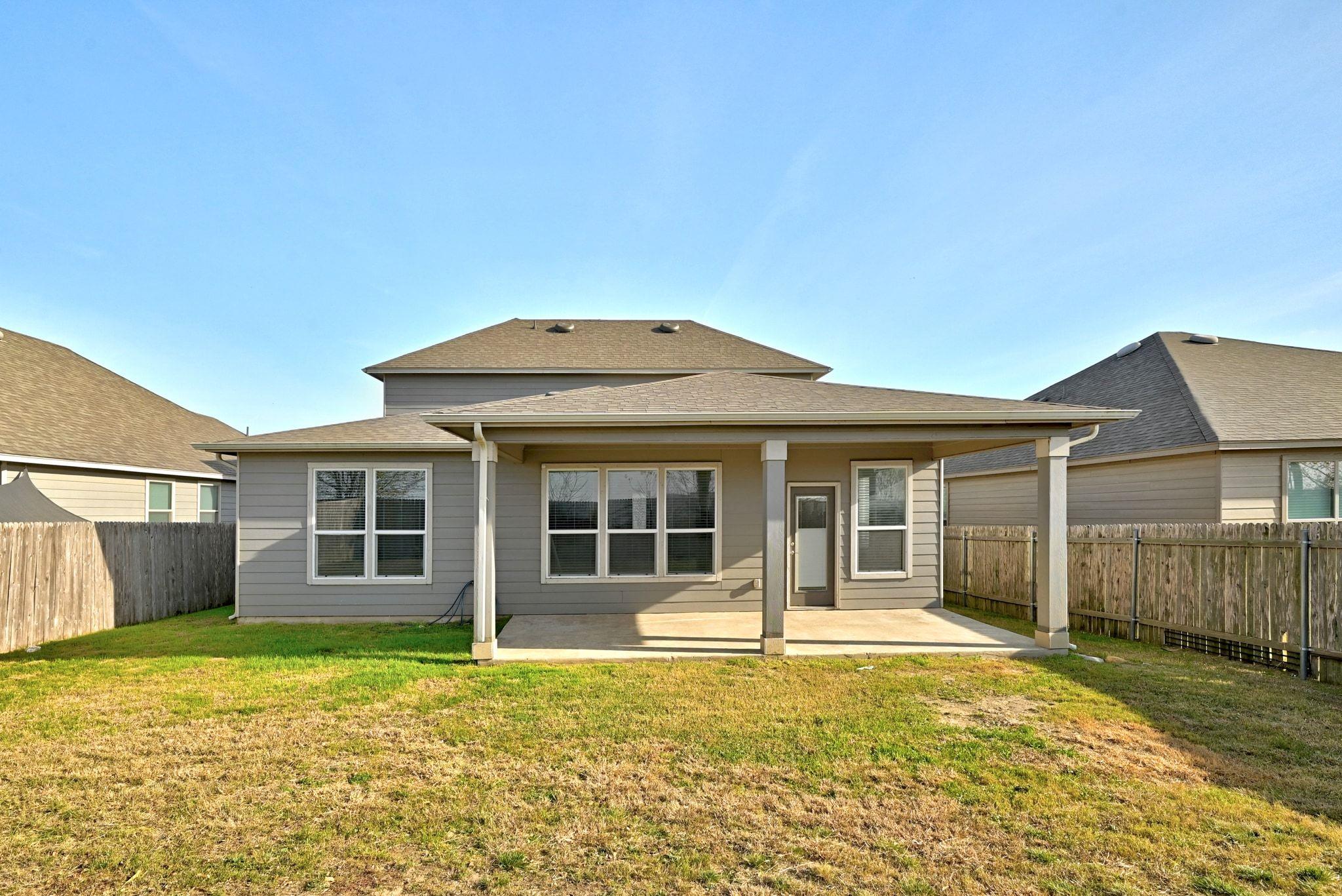 112 W Point Way, Elgin, TX 78621