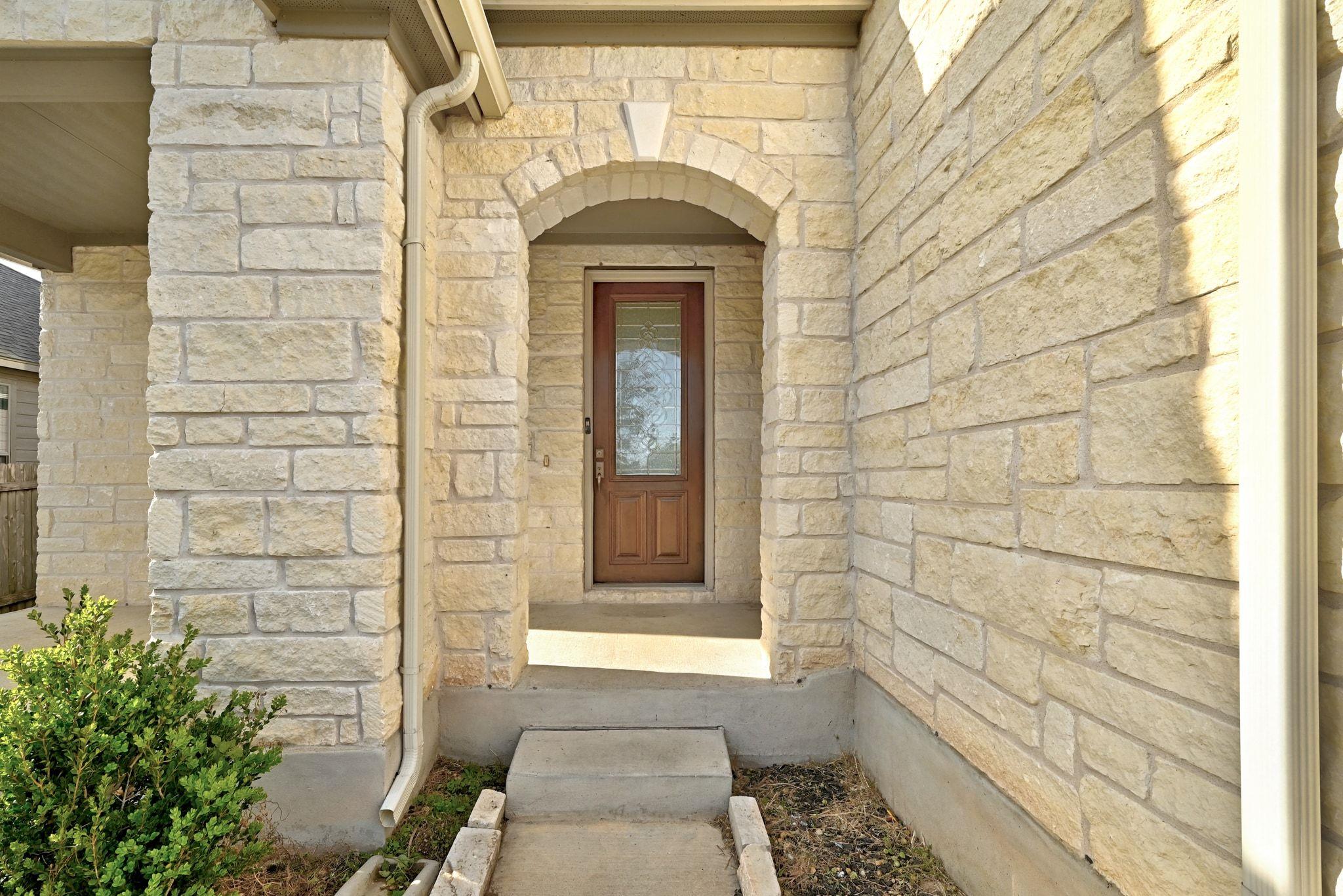 112 W Point Way, Elgin, TX 78621