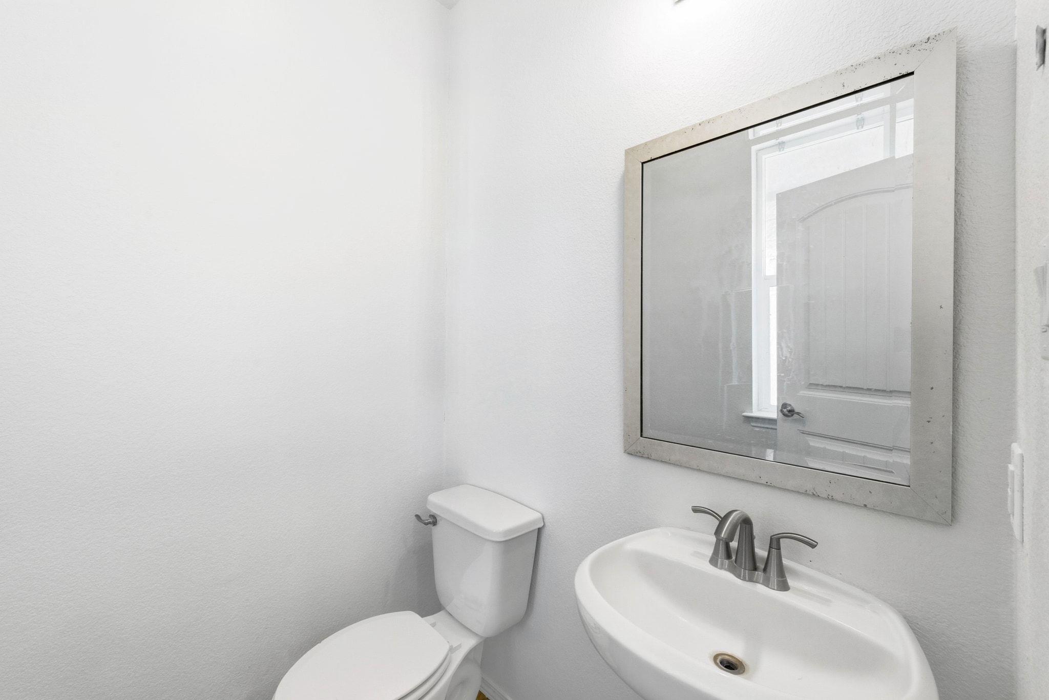 112 W Point Way, Elgin, TX 78621