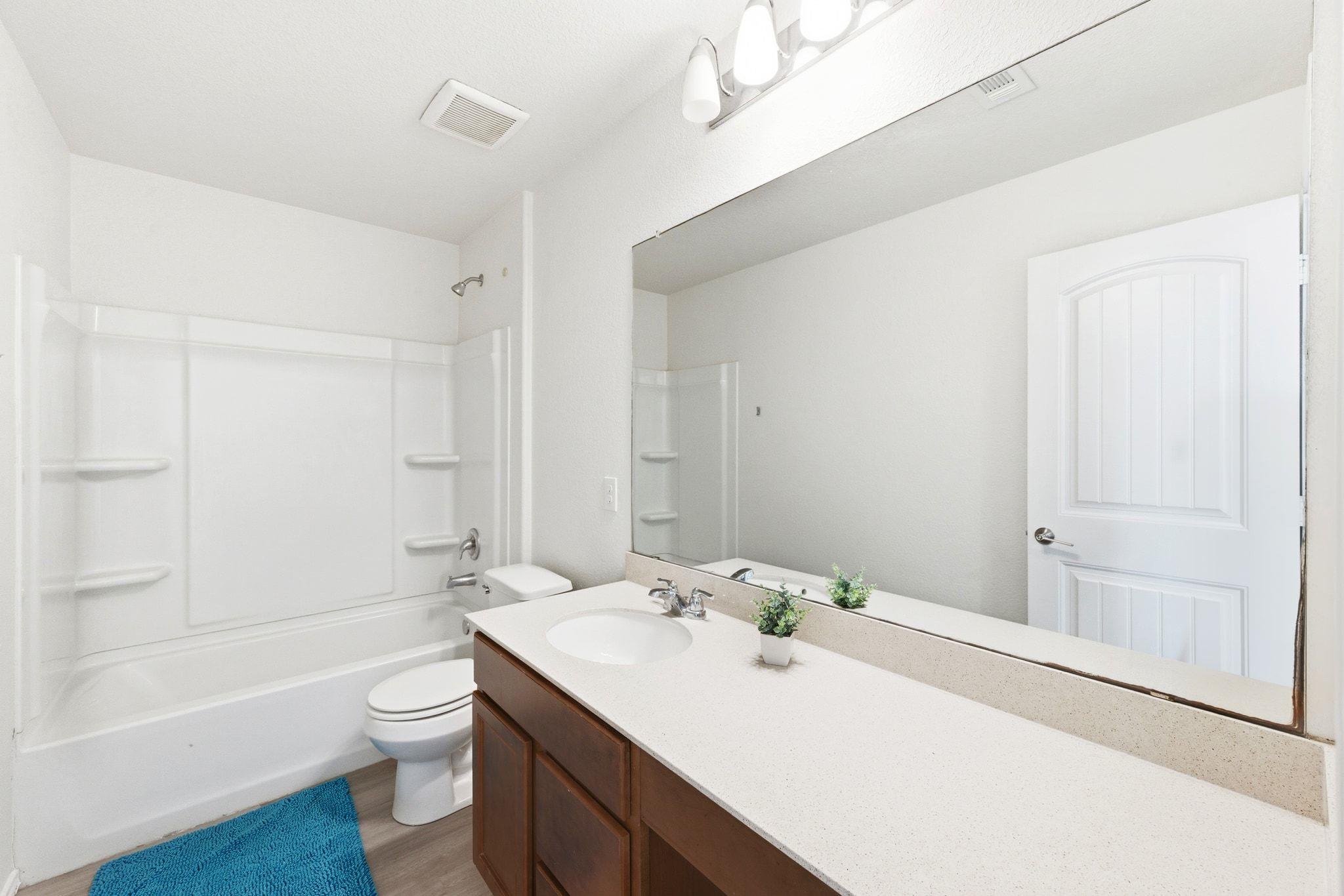 112 W Point Way, Elgin, TX 78621