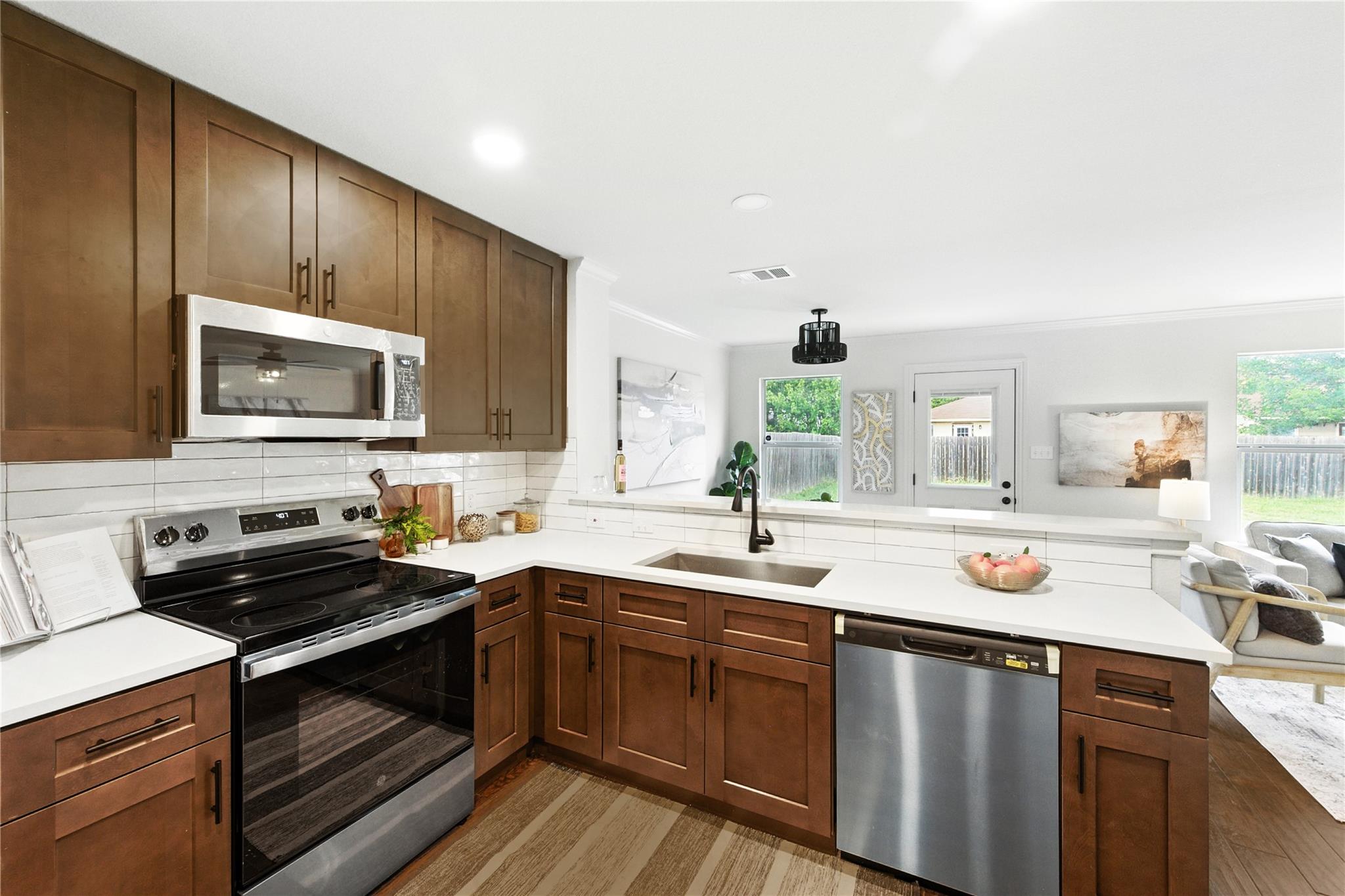 18112 Topsail St, Manor, TX 78653