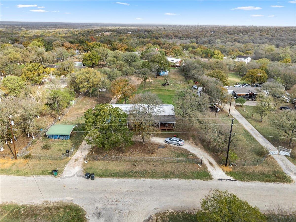 176 Pearson Rd, Dale, TX 78616