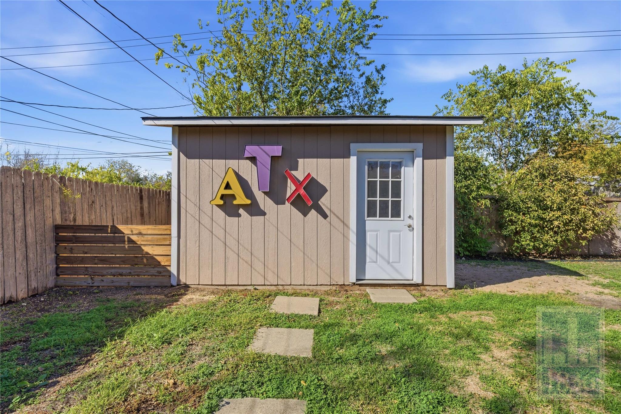 8324 Burrell Dr, Austin, TX 78757