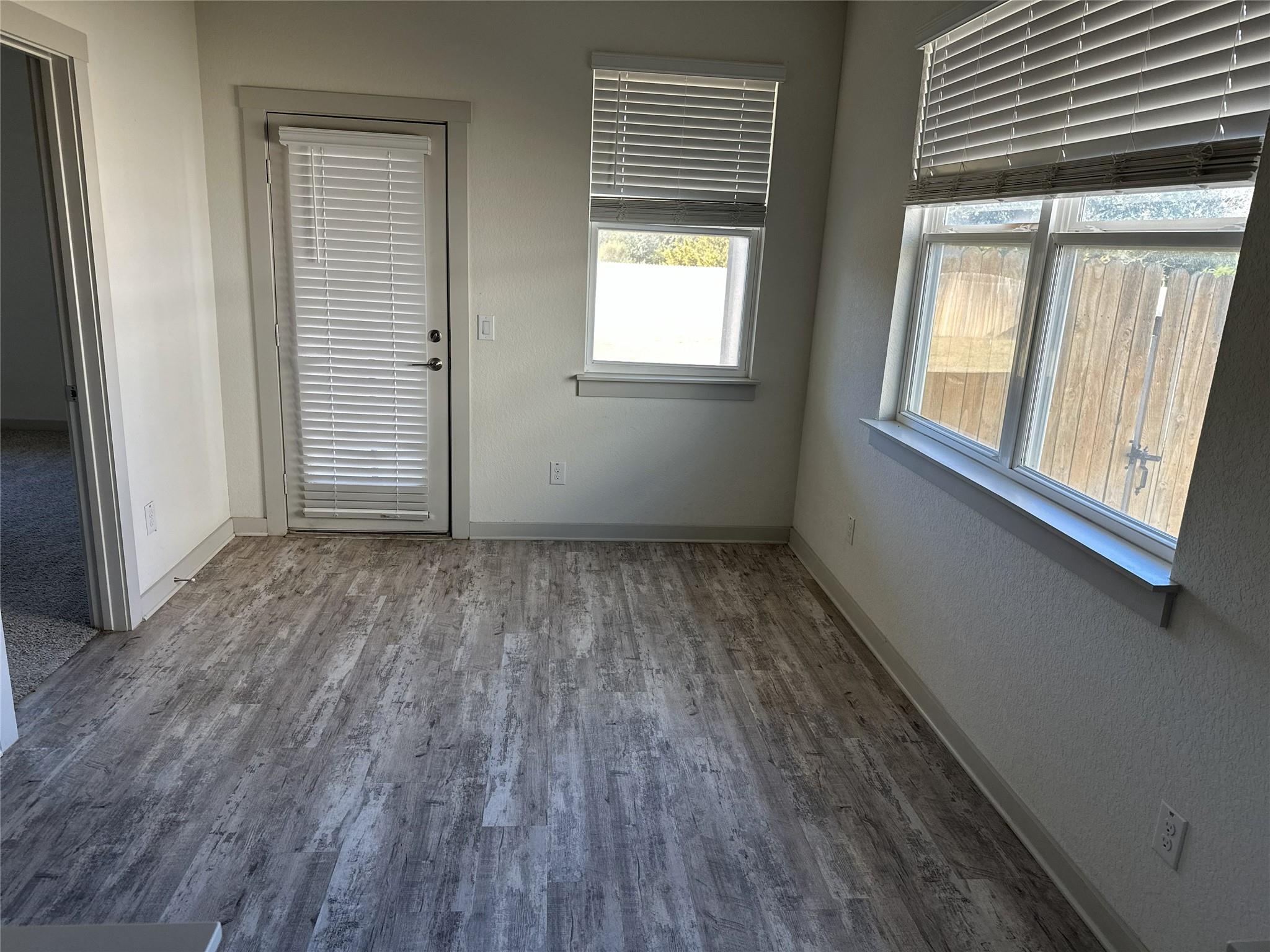 241 Deserti Rd, Leander, TX 78641