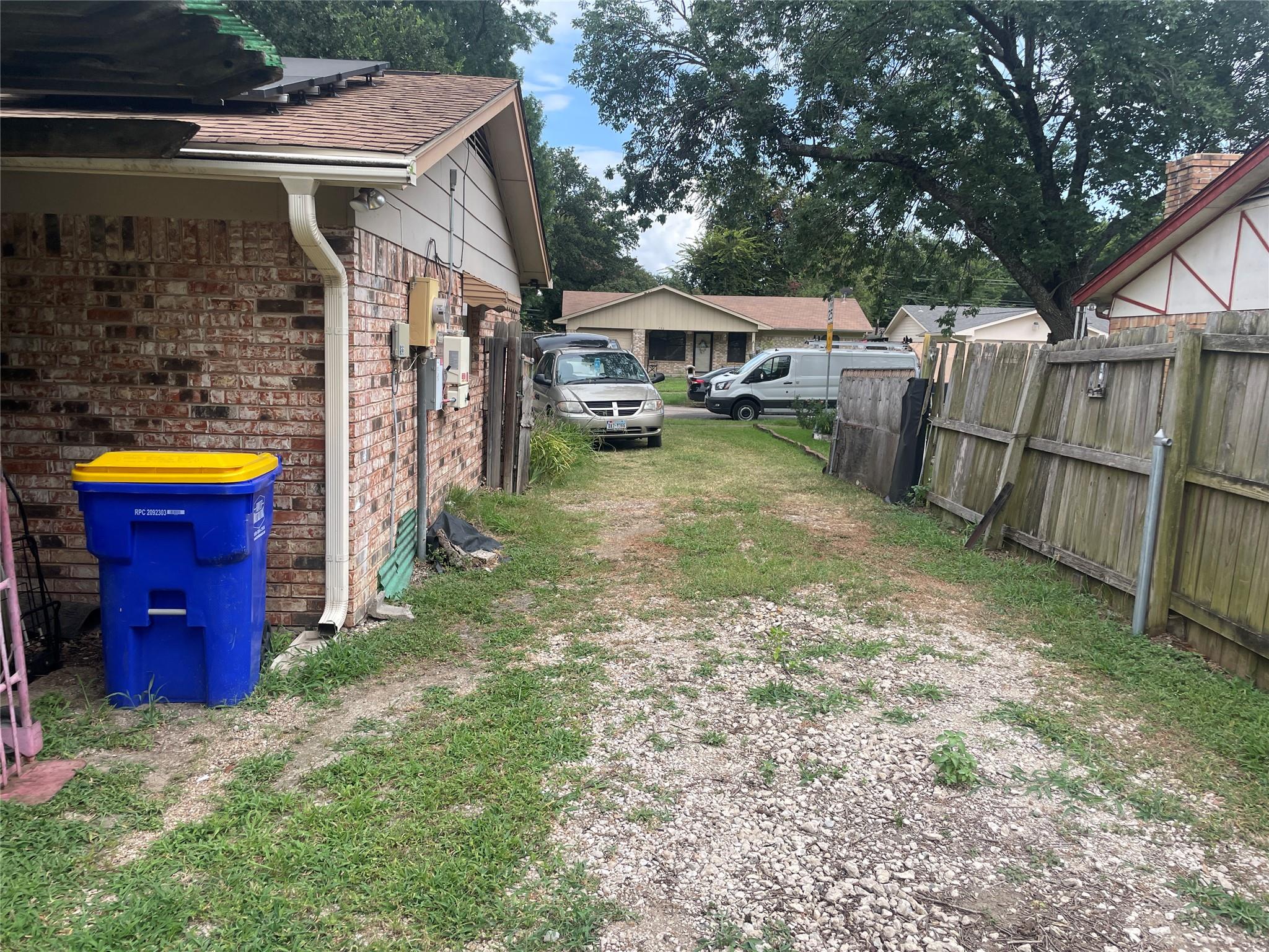 747 Quinette Dr, Seagoville, TX 75159