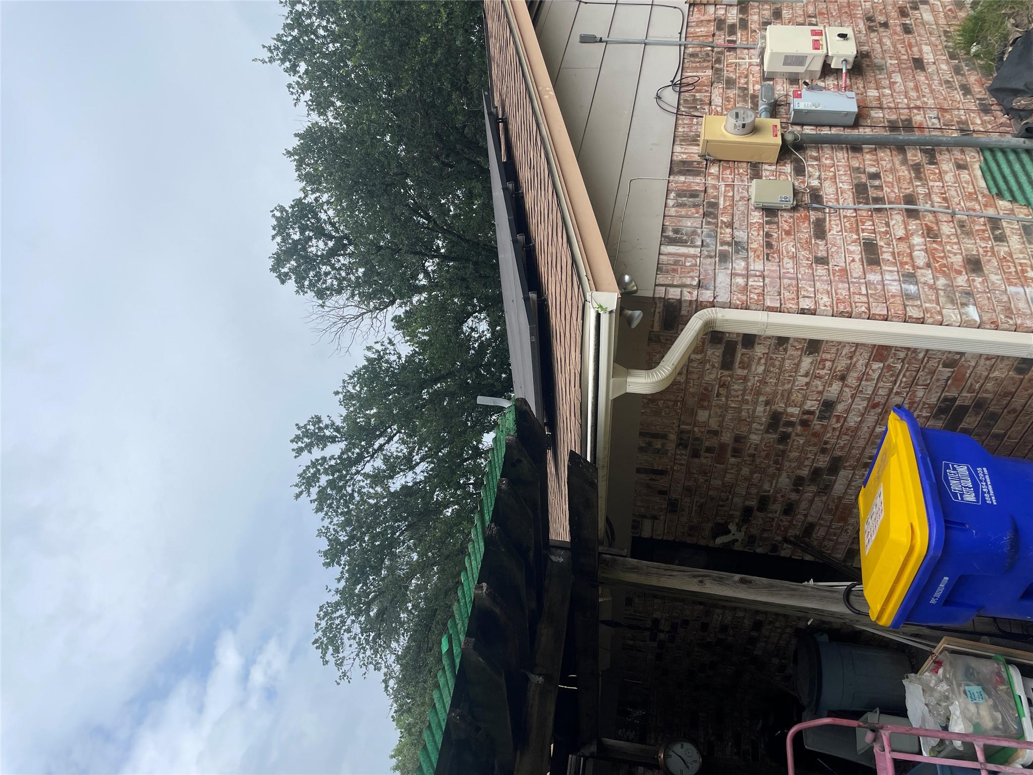 747 Quinette Dr, Seagoville, TX 75159