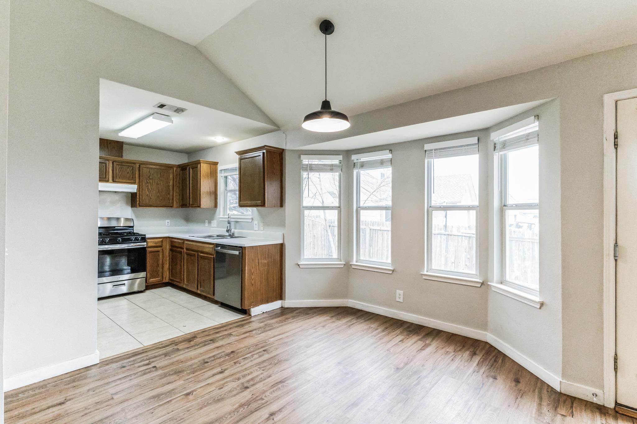 313 Caladium Dr, Georgetown, TX 78626