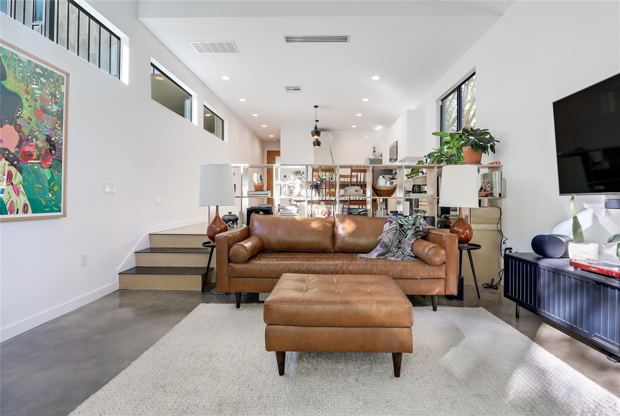 2709 E 14th St # A, Austin, TX 78702