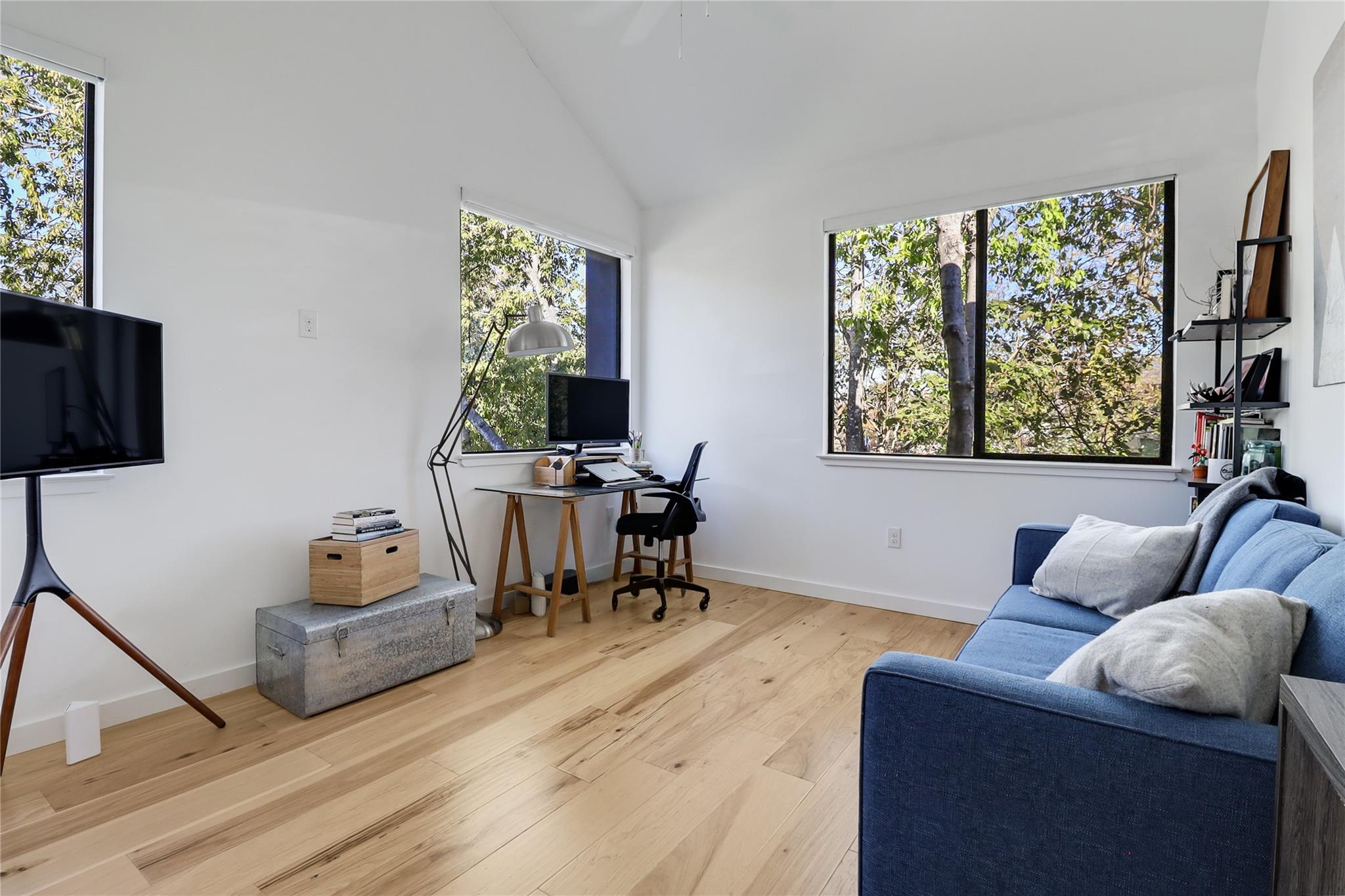 2709 E 14th St # A, Austin, TX 78702