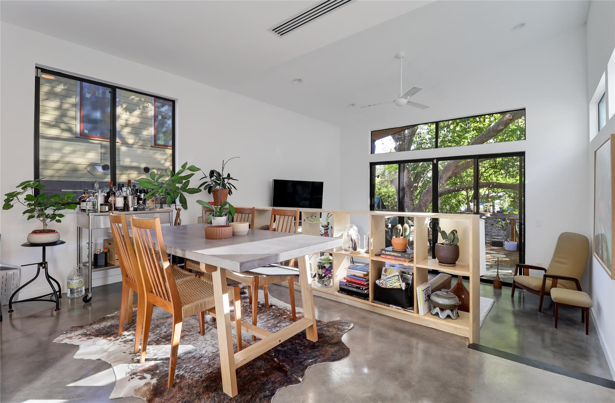 2709 E 14th St # A, Austin, TX 78702