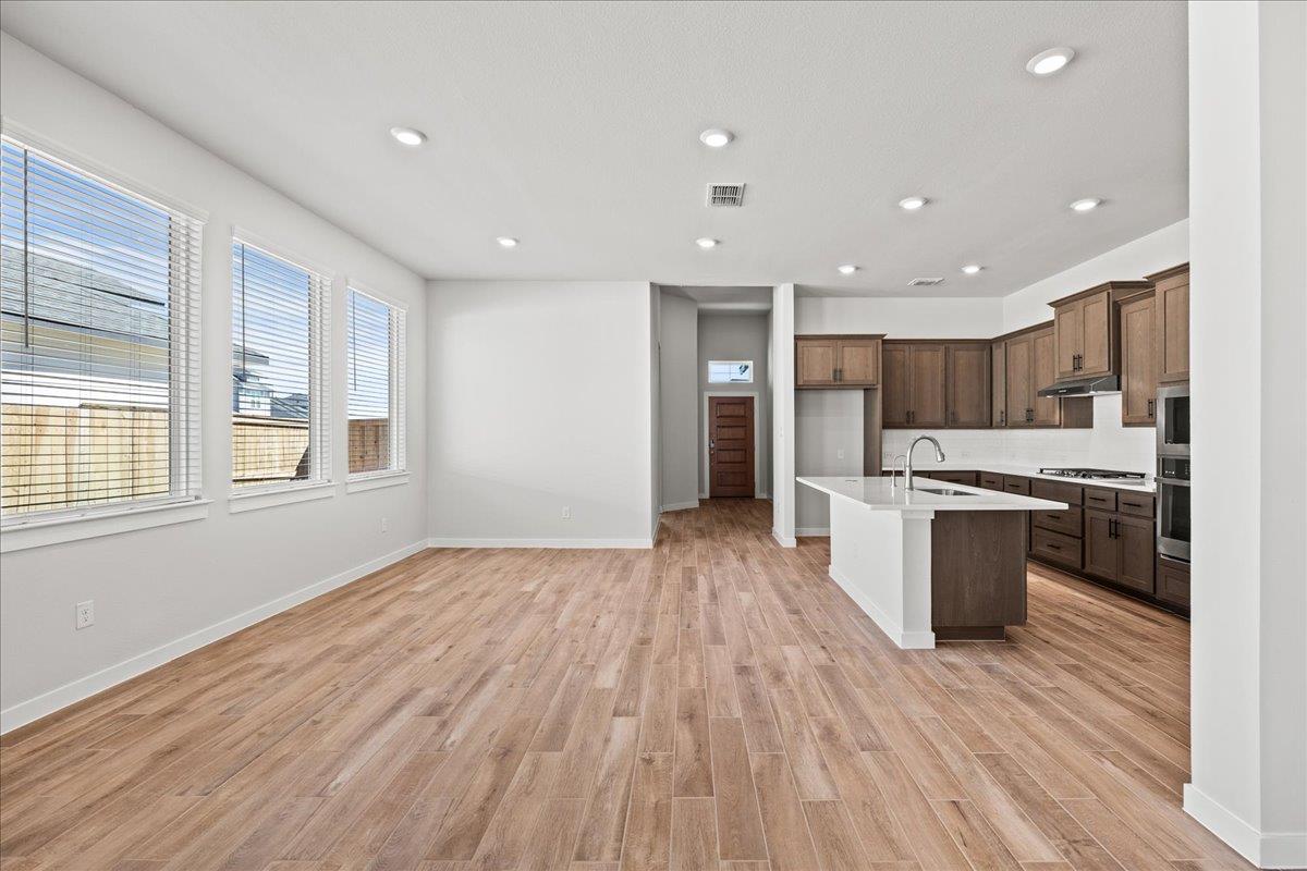 142 Paul Pena Dr, San Marcos, TX 78666