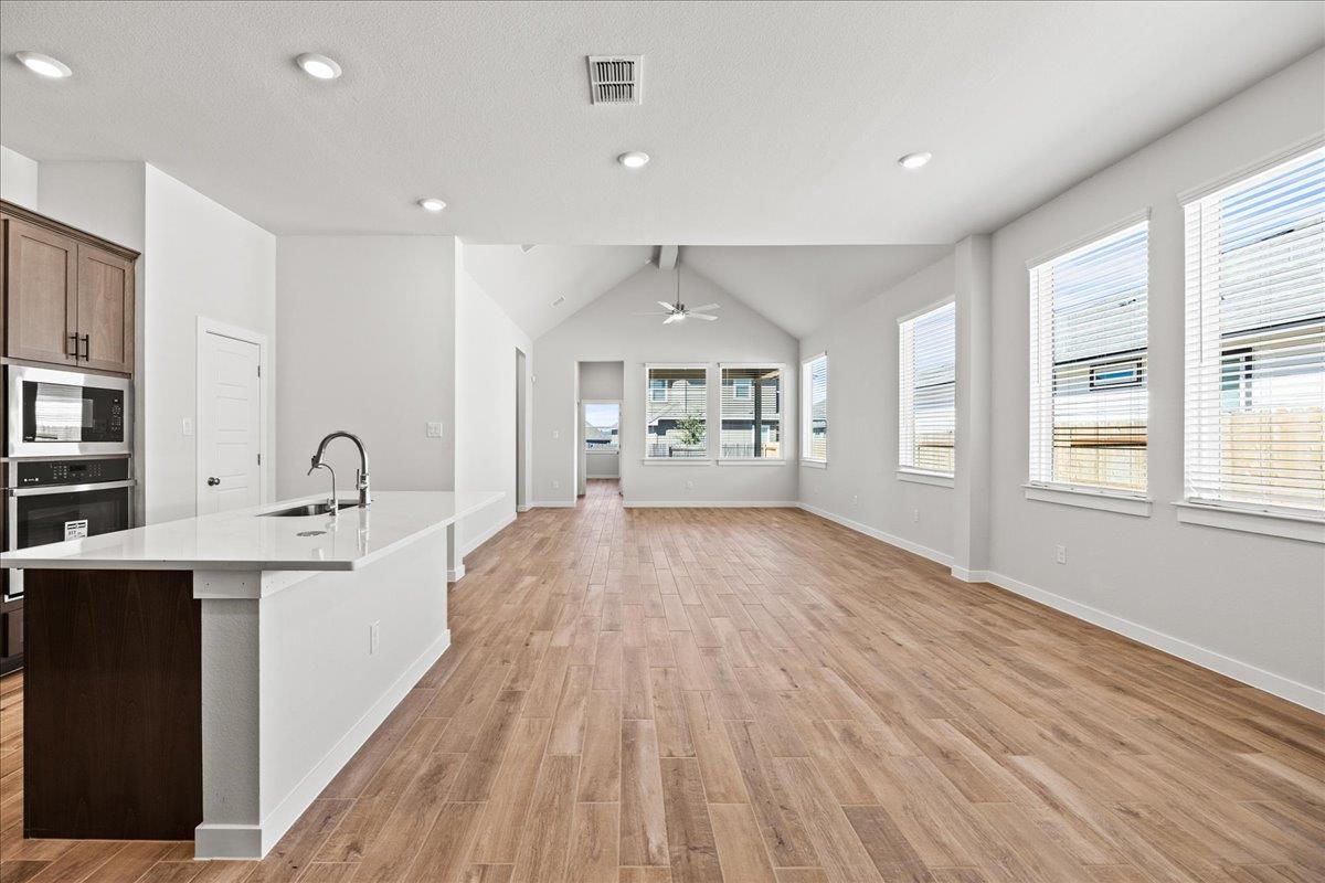 142 Paul Pena Dr, San Marcos, TX 78666