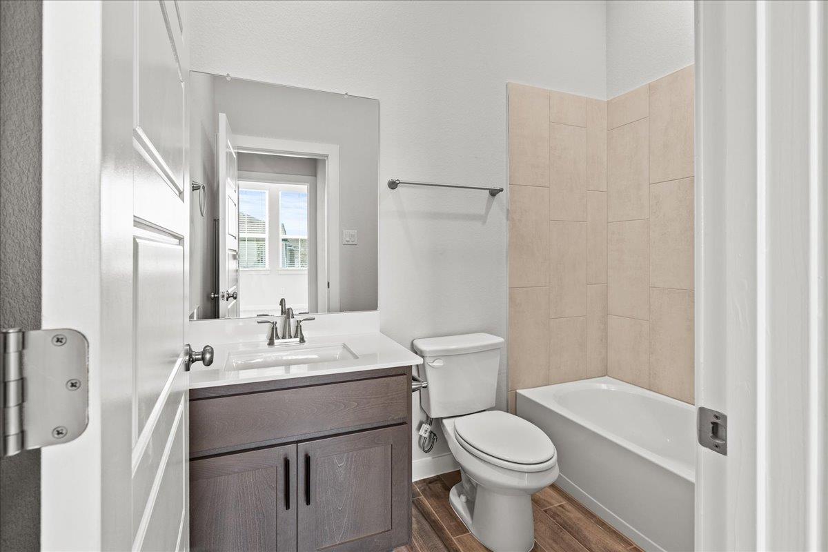 142 Paul Pena Dr, San Marcos, TX 78666