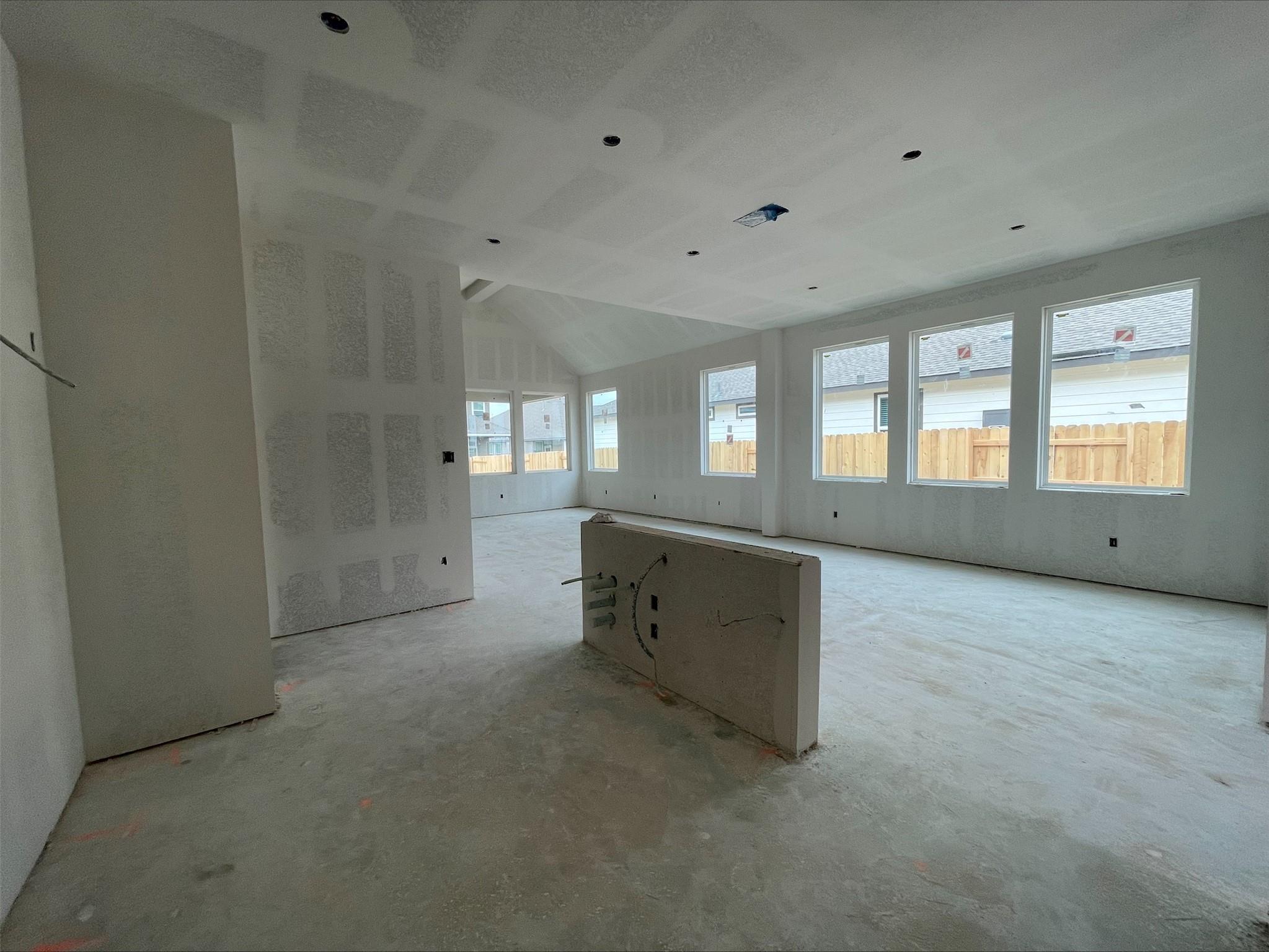 142 Paul Pena Dr, San Marcos, TX 78666