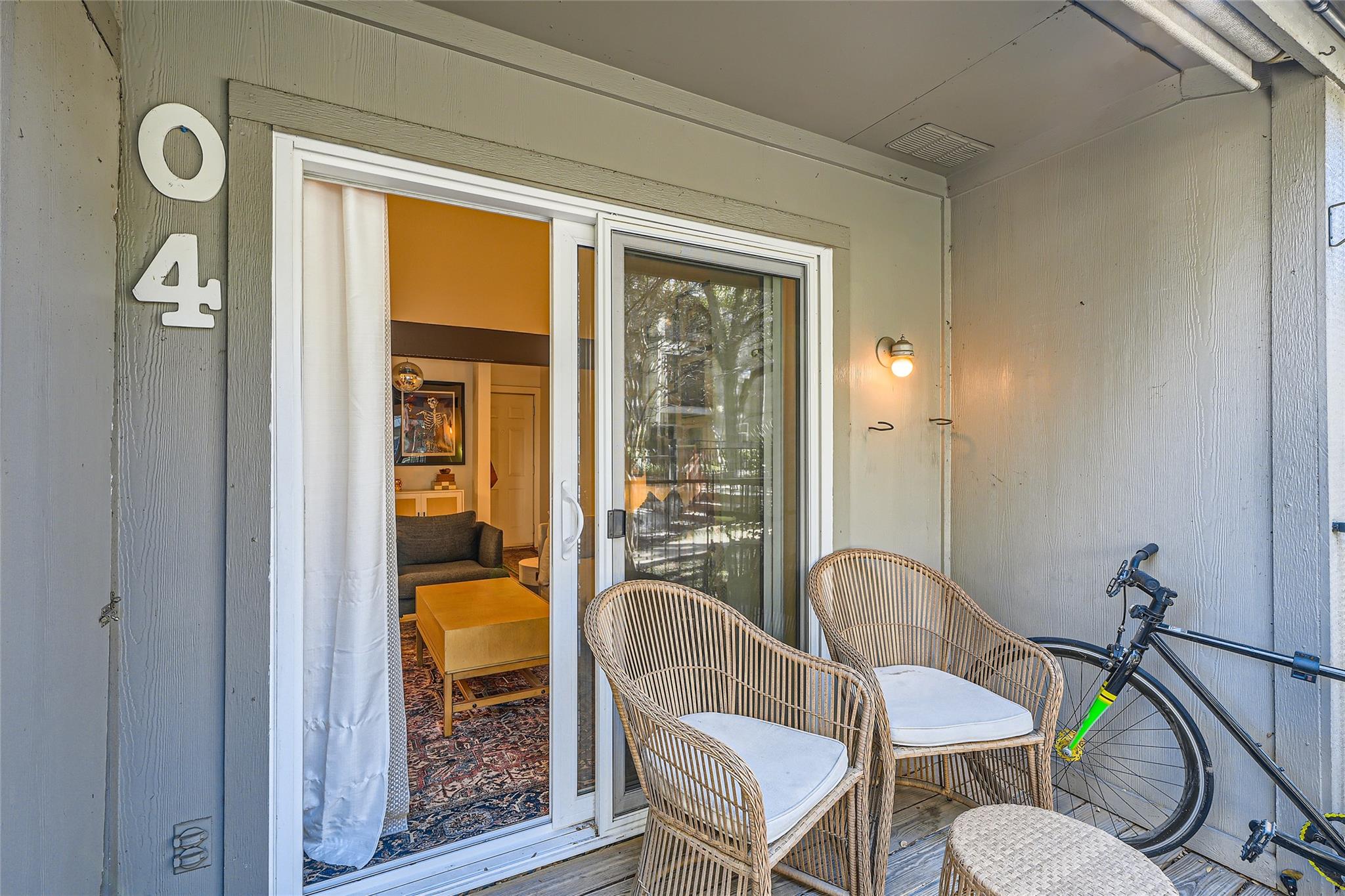 3018 S 1st St # 204, Austin, TX 78704