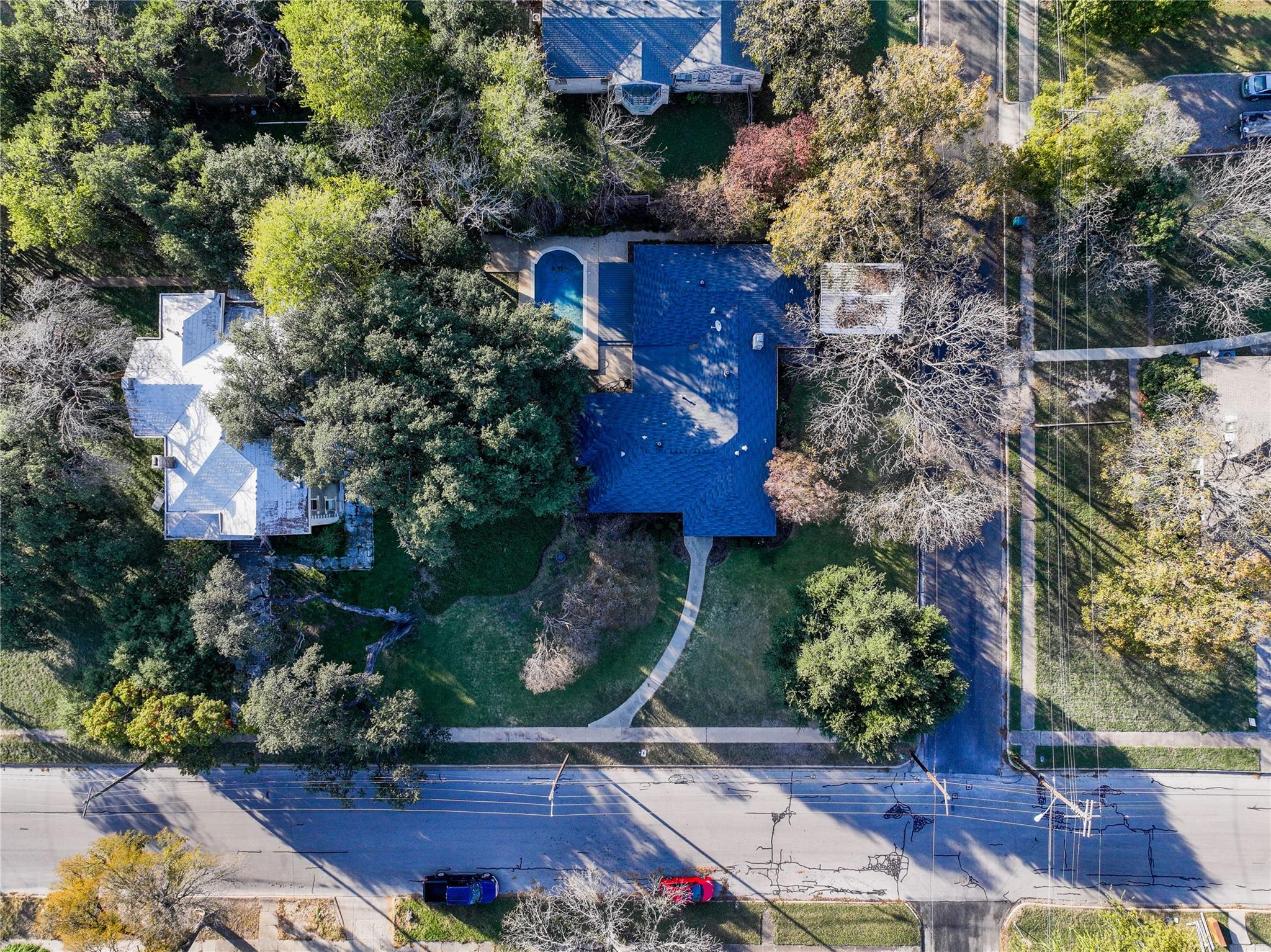 812 N Penelope St, Belton, TX 76513