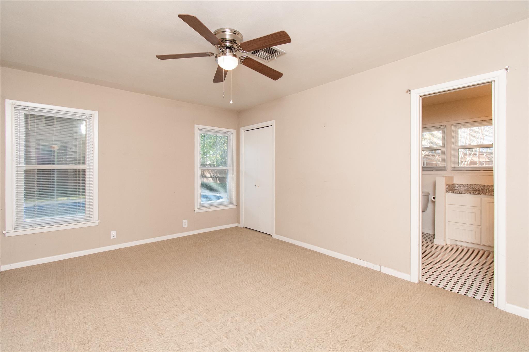 812 N Penelope St, Belton, TX 76513