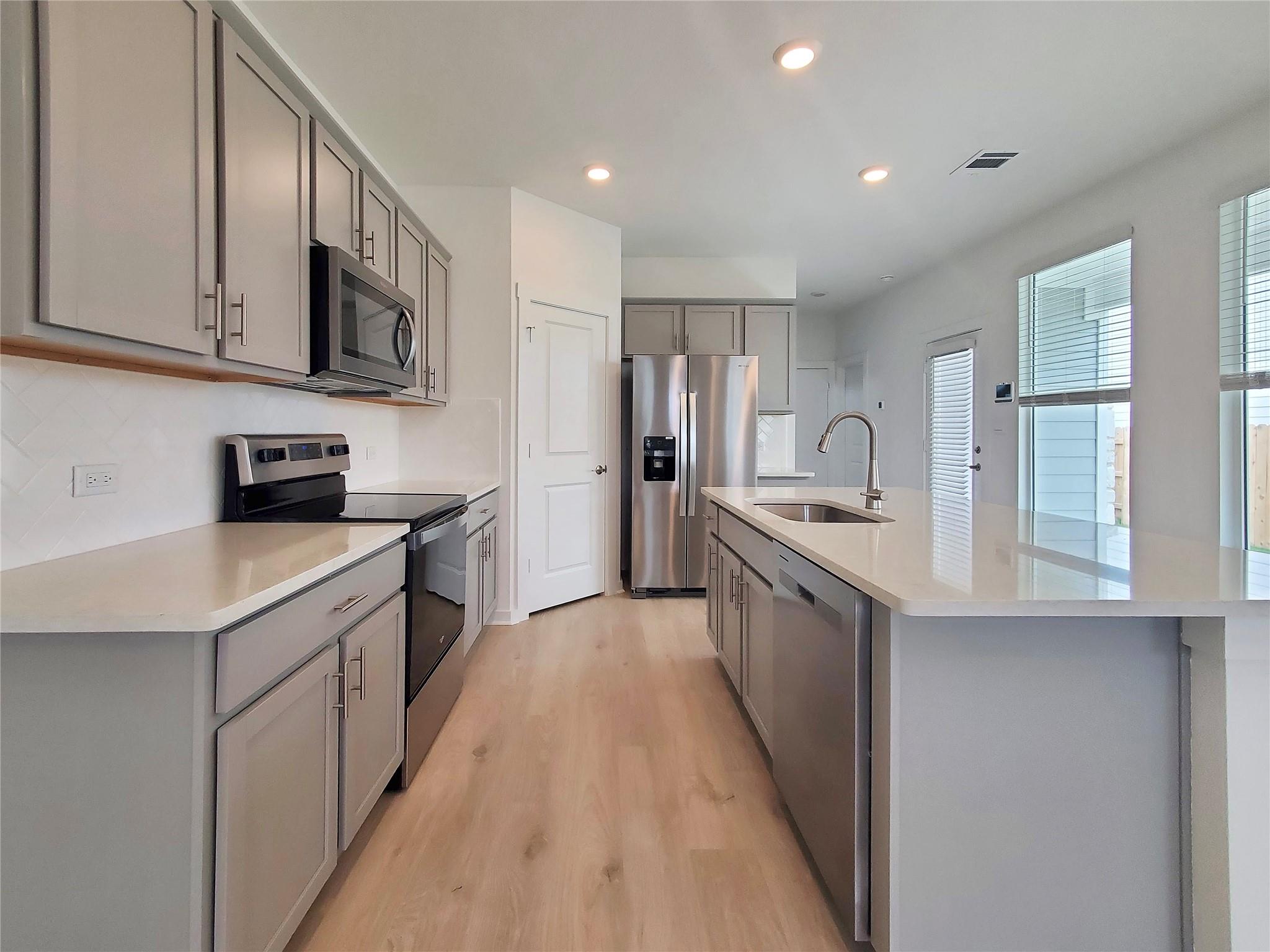 2523 Rose Archer Ln, Round Rock, TX 78665