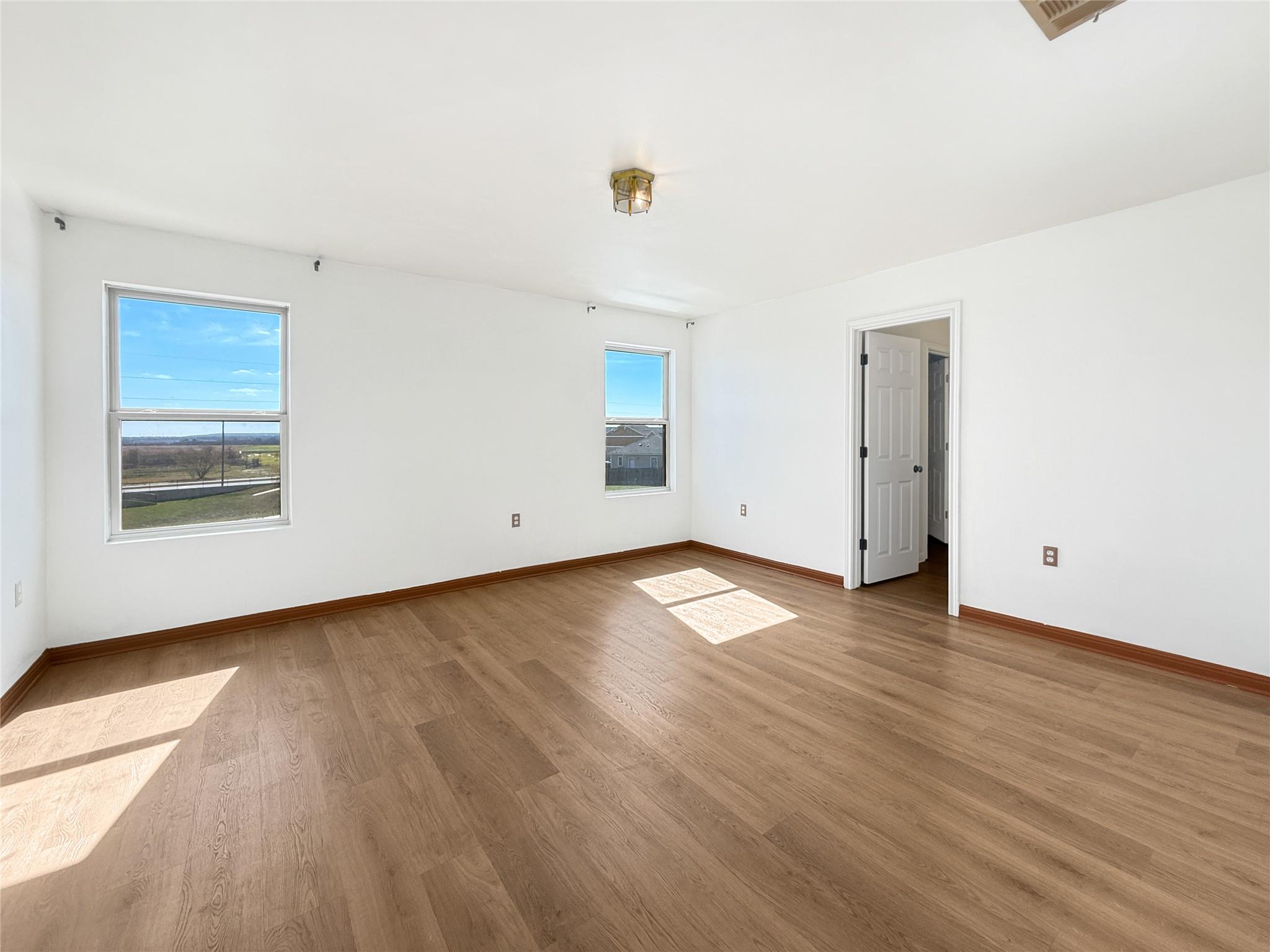 6703 Routenburn St, Austin, TX 78754