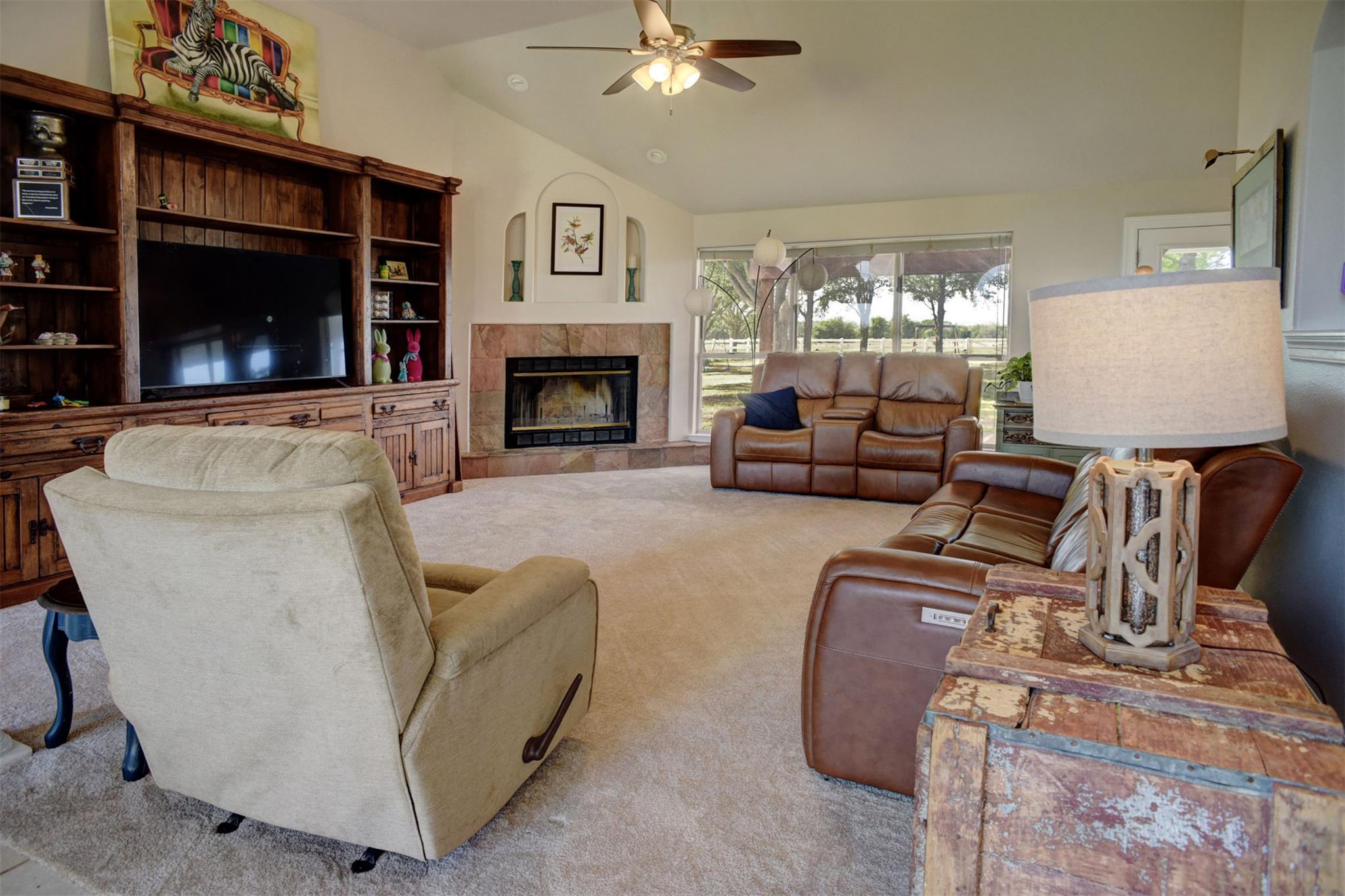 678 Ponderosa Rd, Bastrop, TX 78602