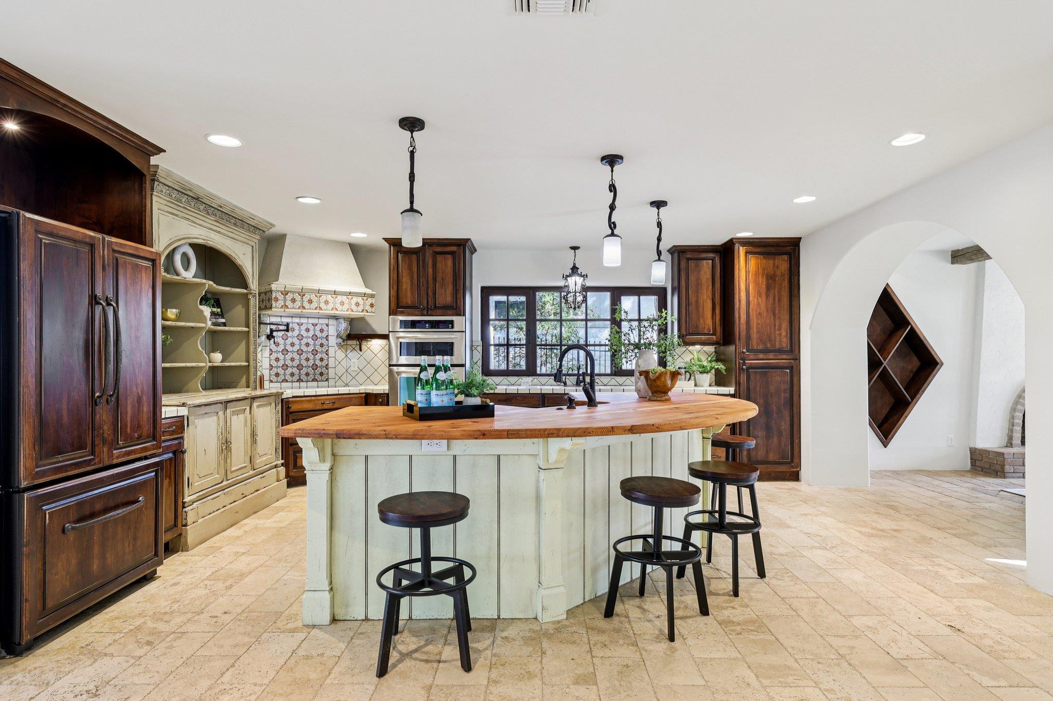 2706 Pearce Rd, Austin, TX 78730