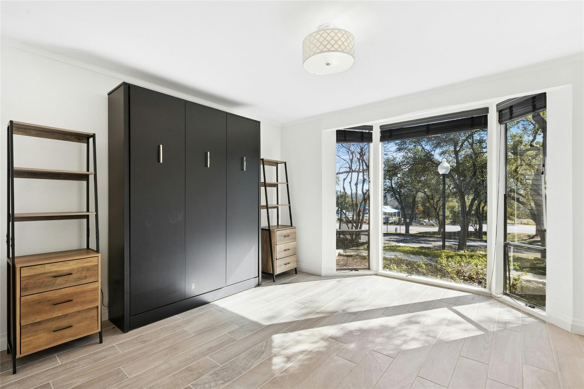 102 World Of Tennis Sq, Austin, TX 78738