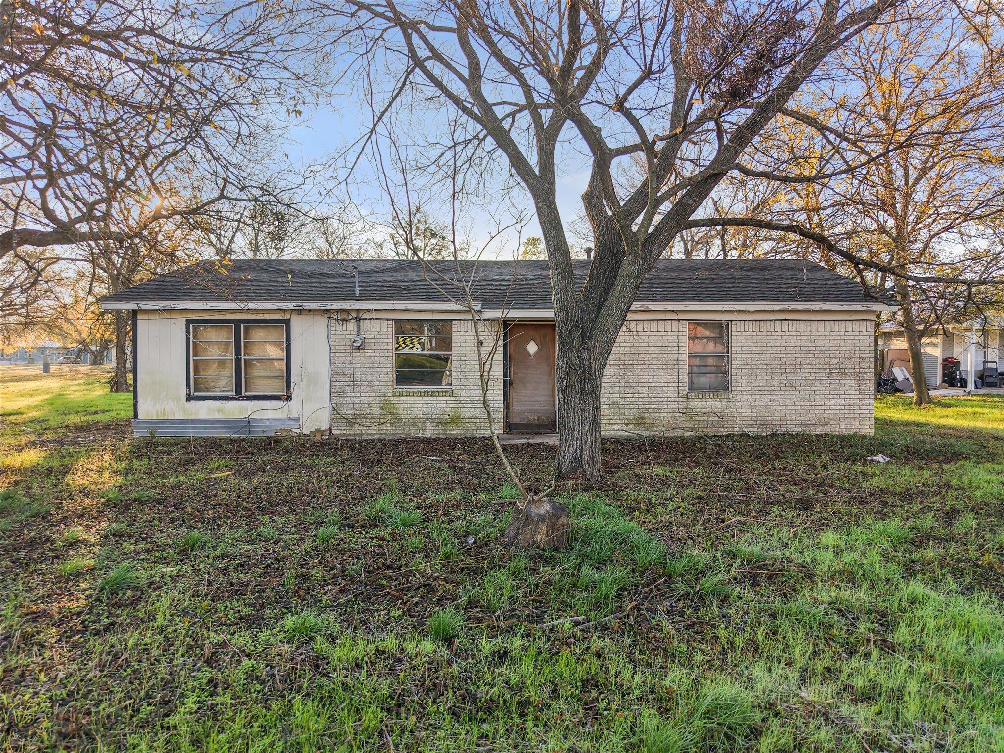 315 S Fm 709 Rd E, Dawson, TX 76639