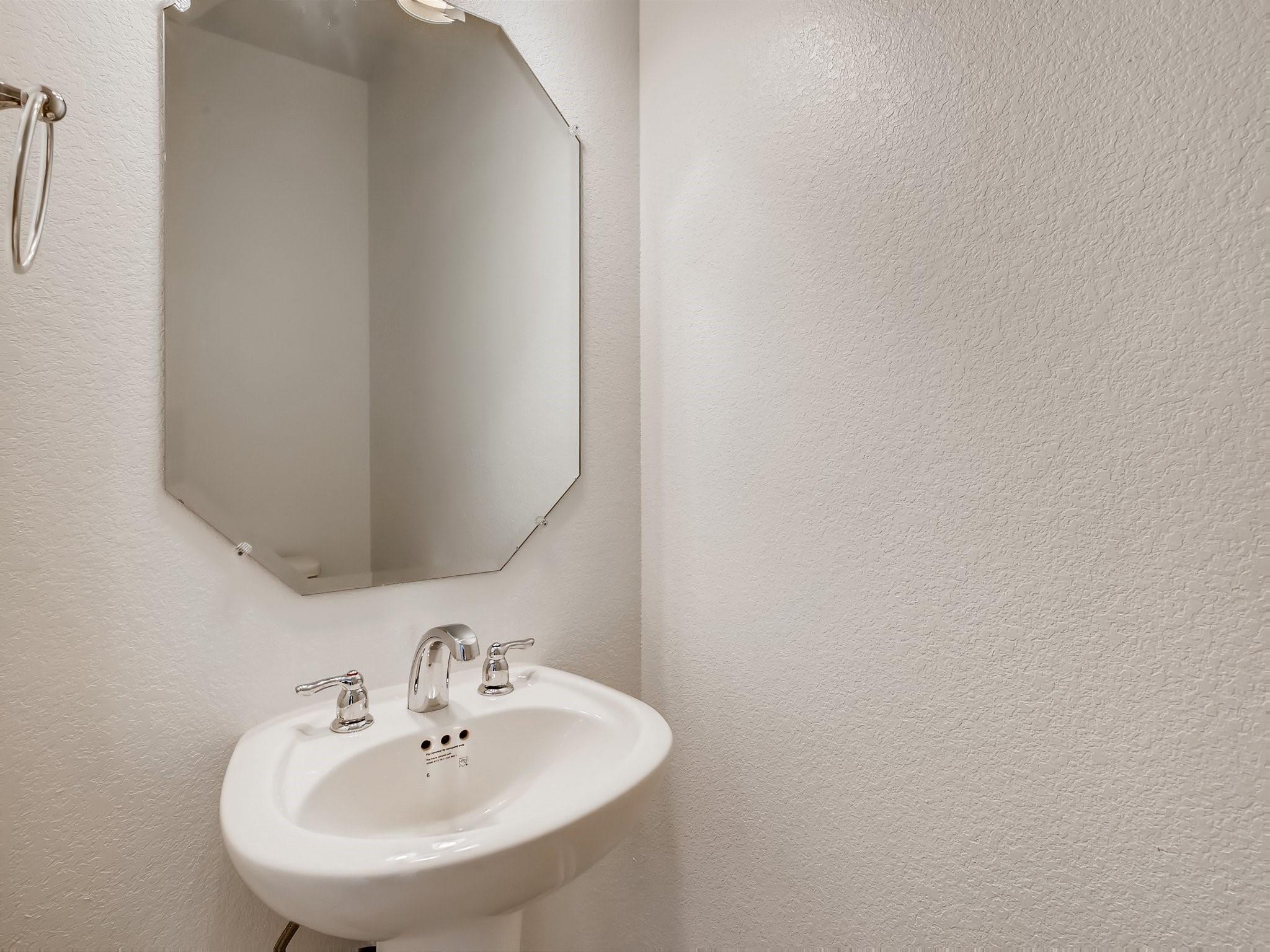 334 Pecos River Xing, Dripping Springs, TX 78620