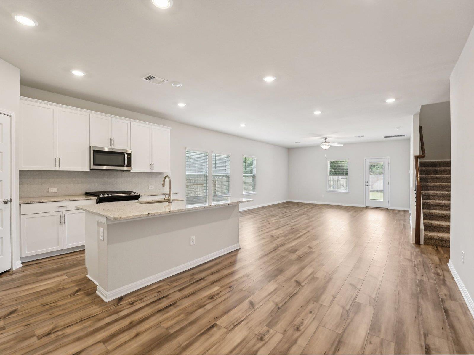 103 Blyths Horn, Cedar Creek, TX 78612