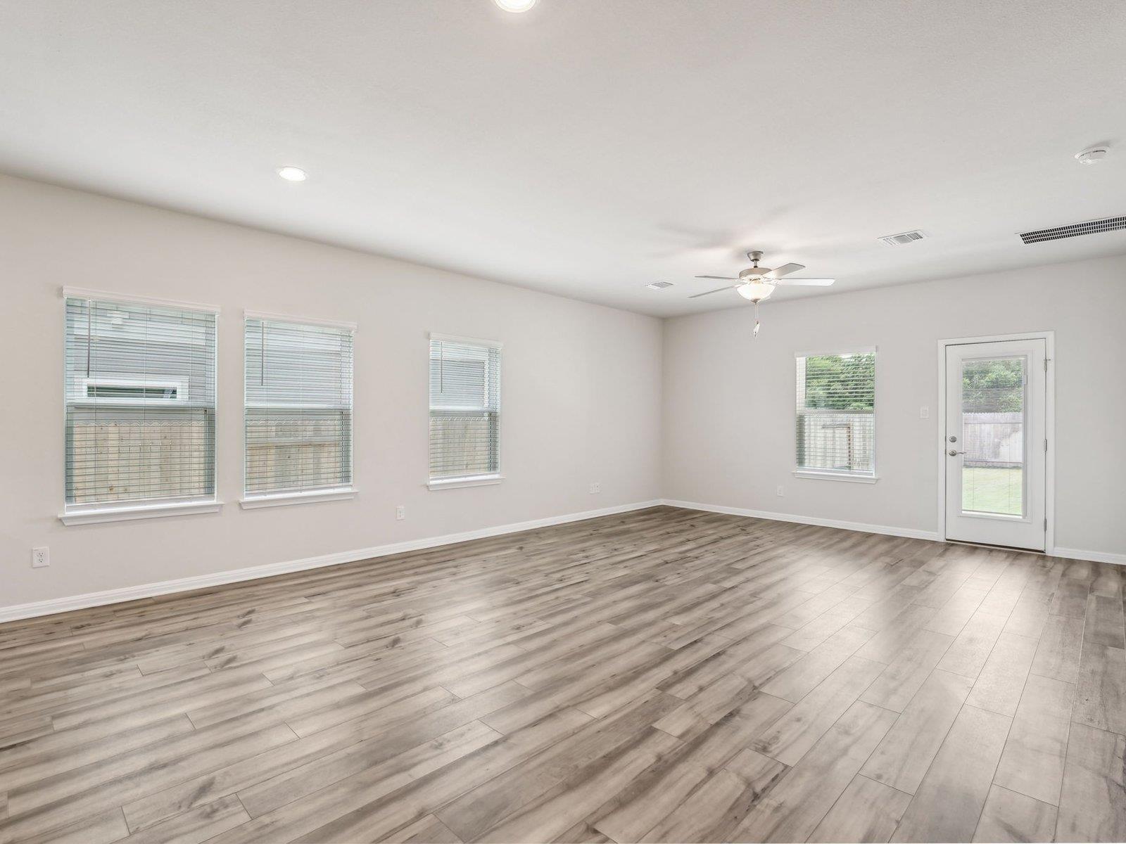 103 Blyths Horn, Cedar Creek, TX 78612