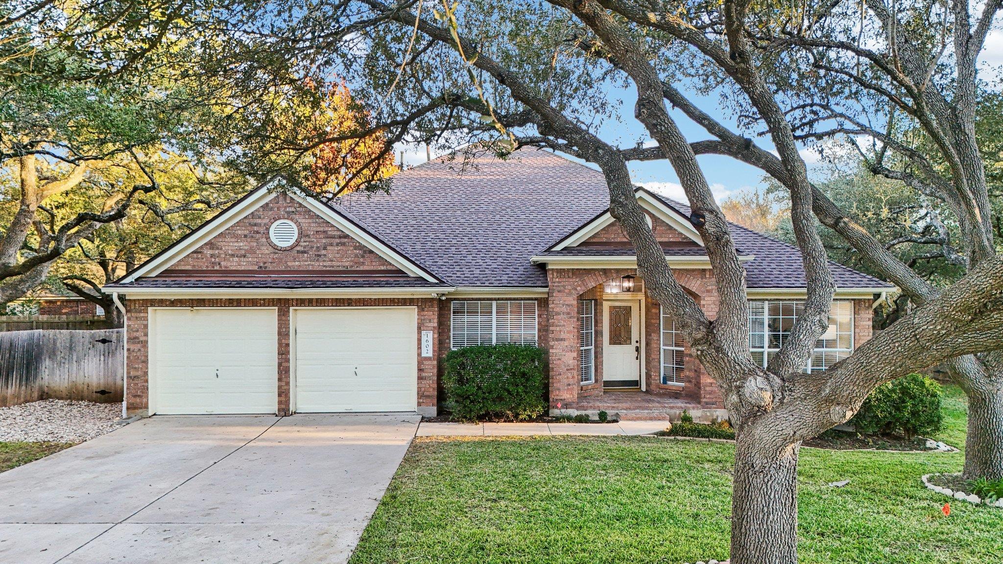 1602 Drop Tine Dr, Cedar Park, TX 78613
