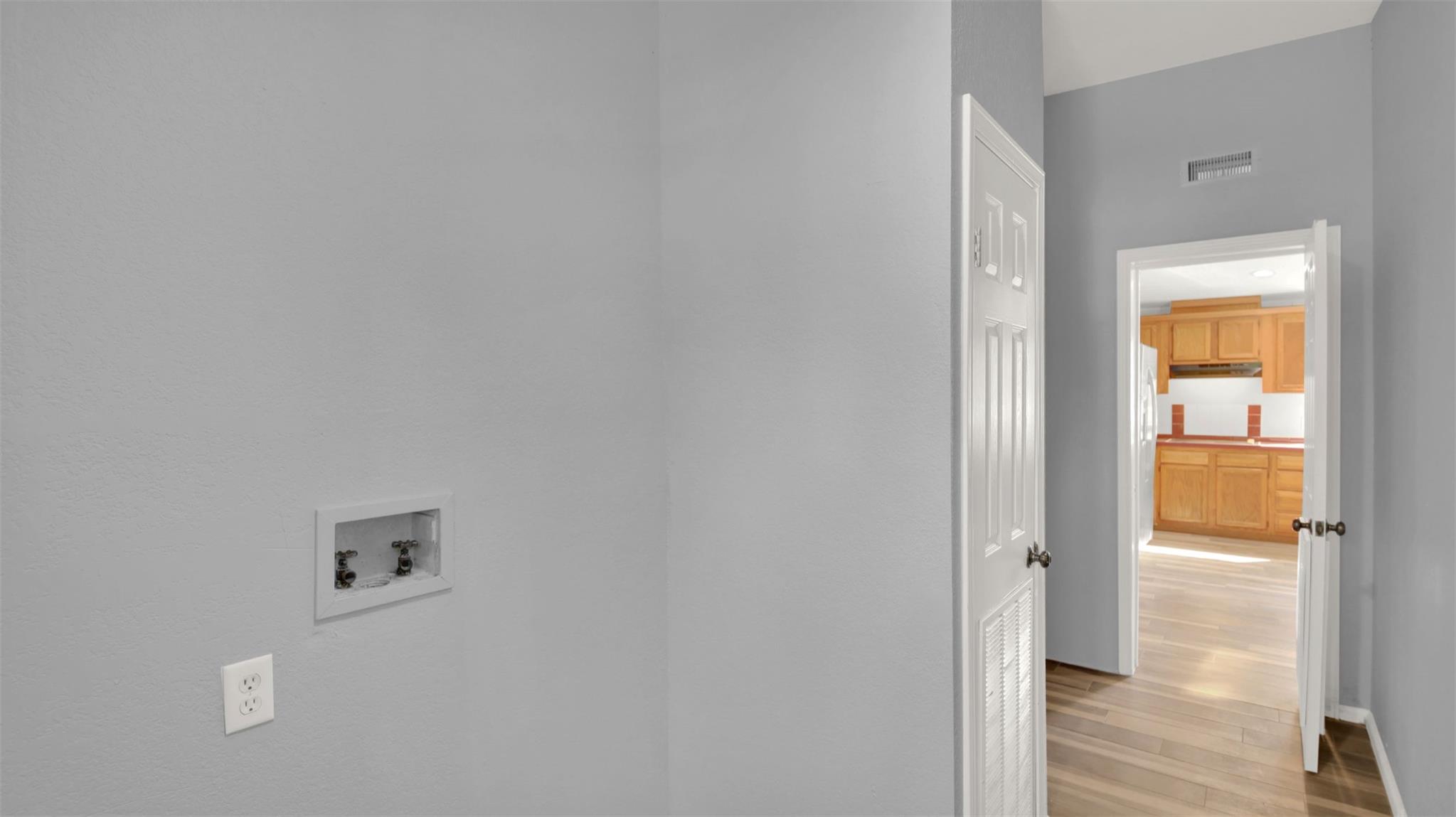 120 N Webberwood Way, Elgin, TX 78621