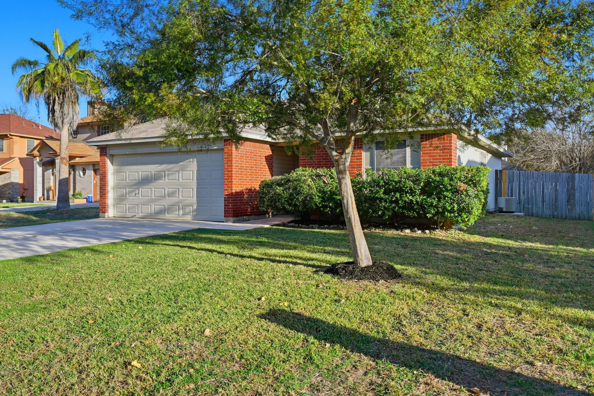 110 Pony Cv, Kyle, TX 78640