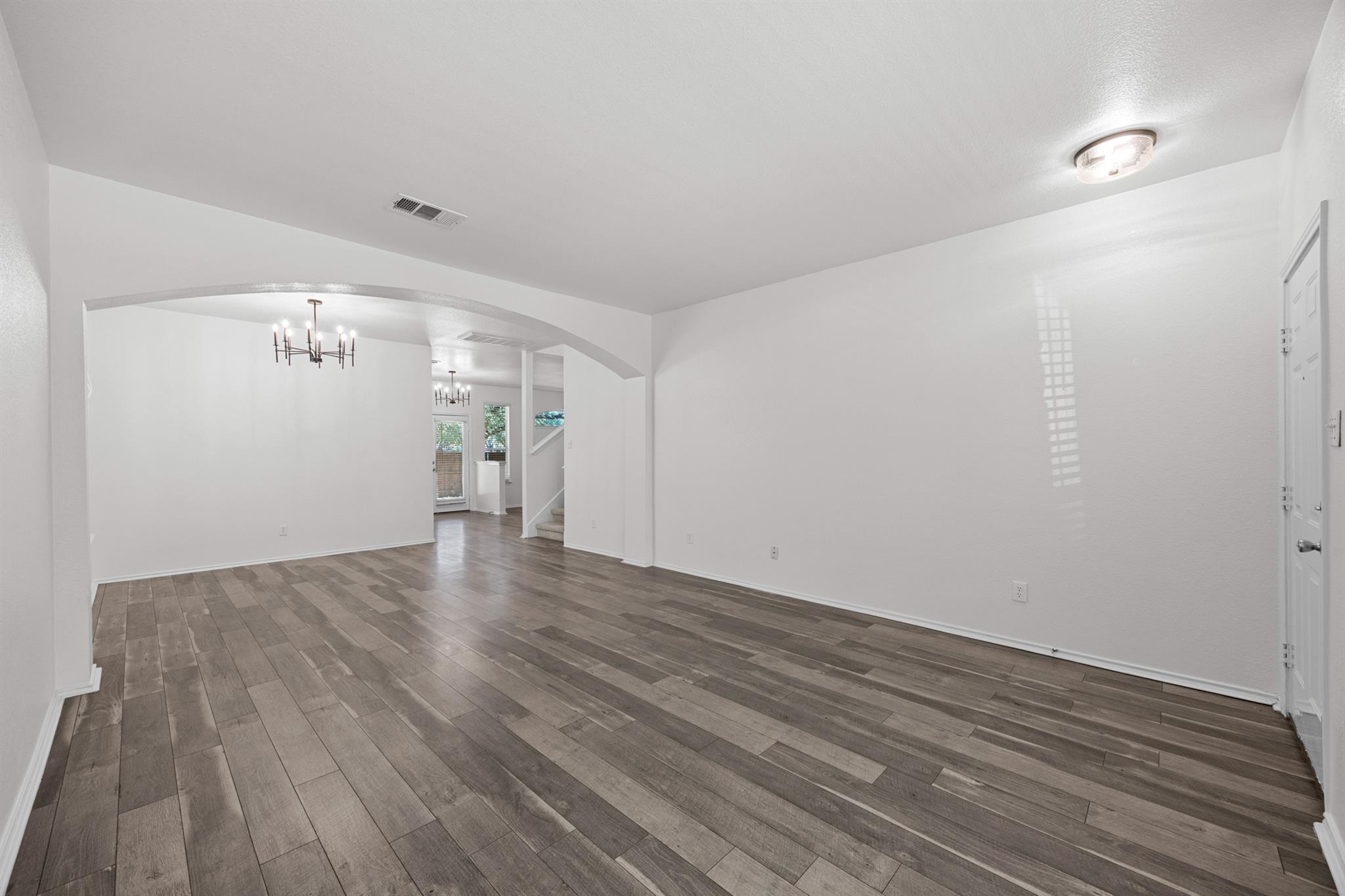 10208 Laredo Dr # 105, Austin, TX 78748