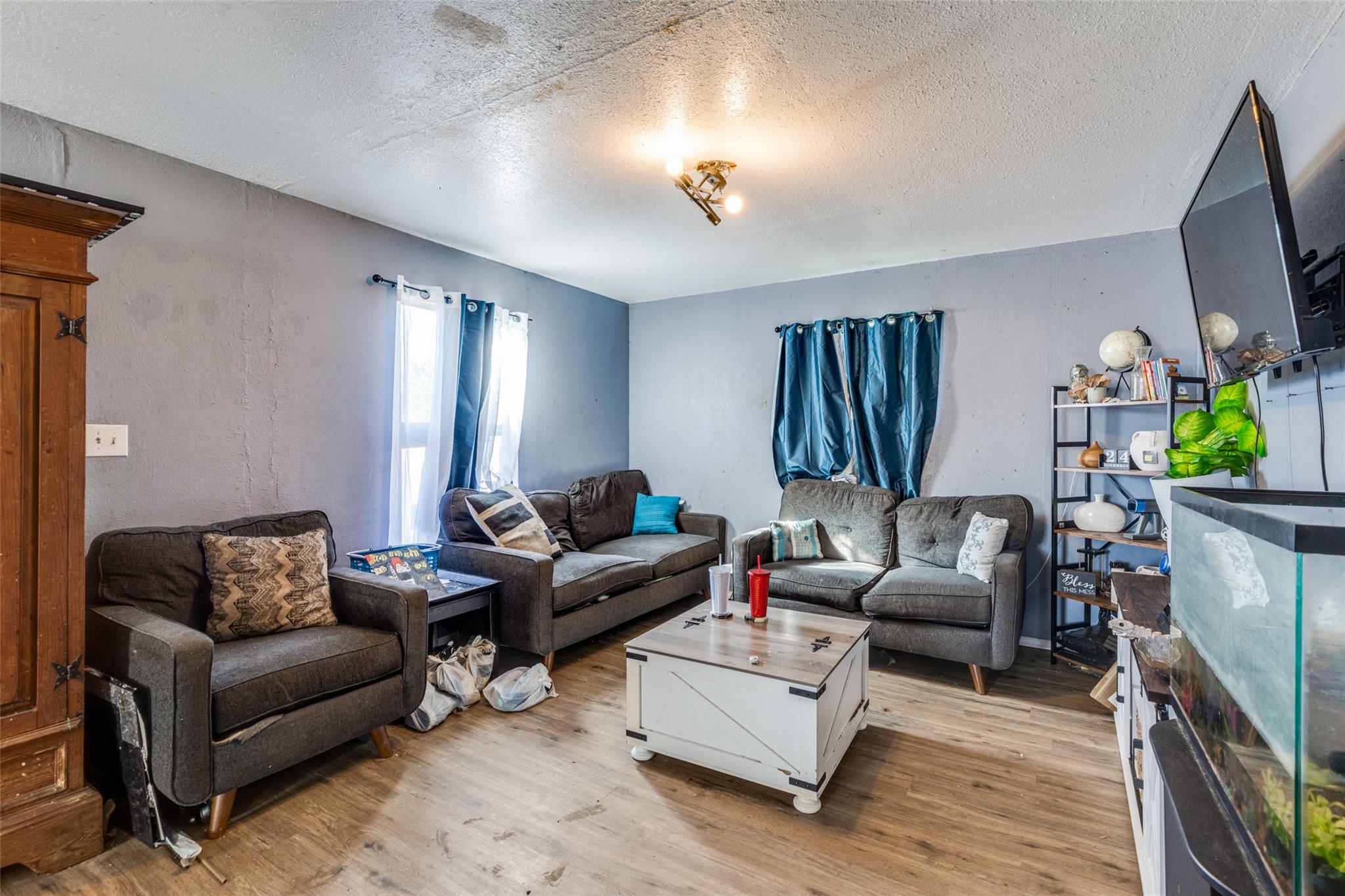 738 Tank Ln, Kingsland, TX 78639