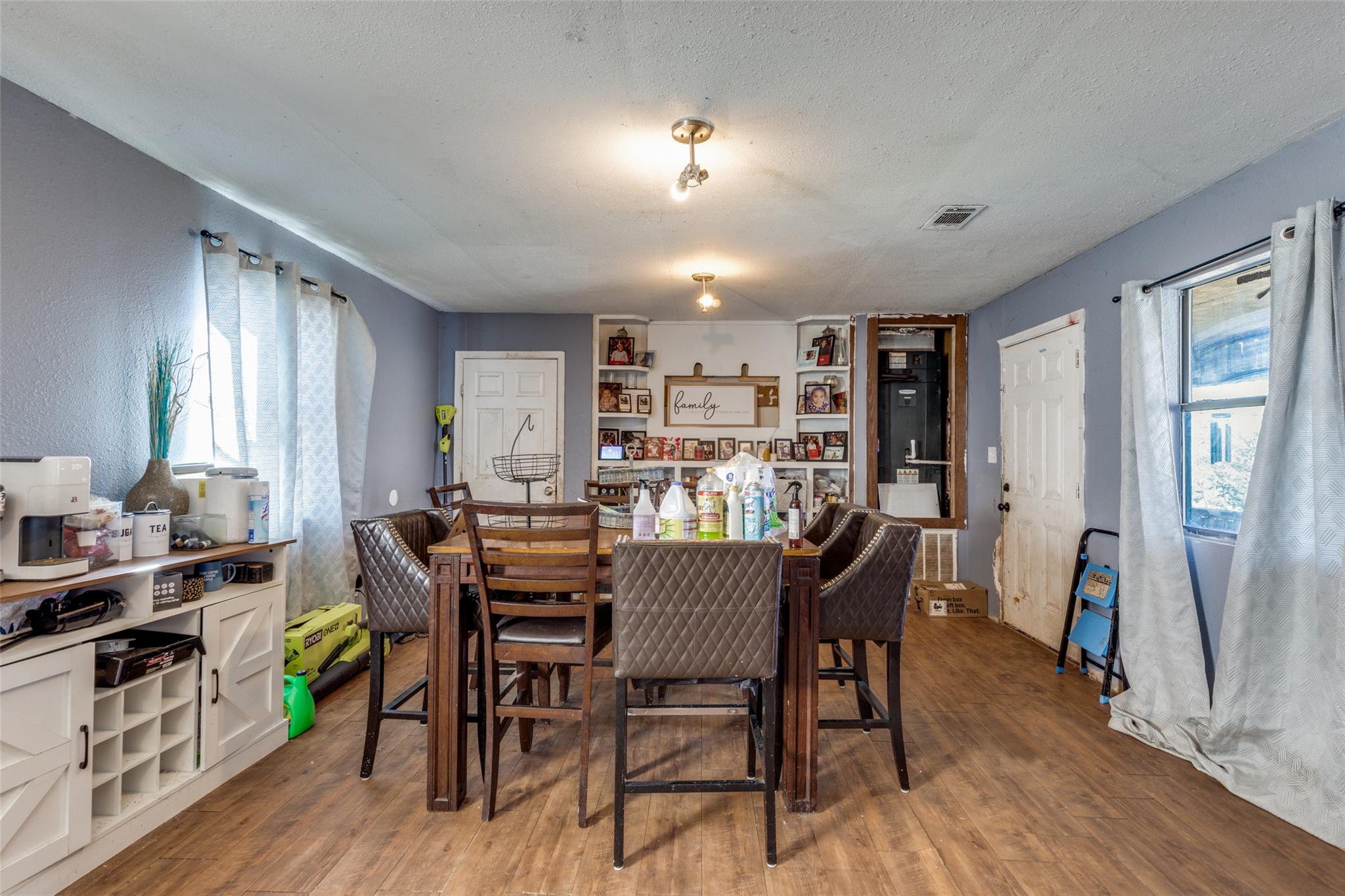 738 Tank Ln, Kingsland, TX 78639