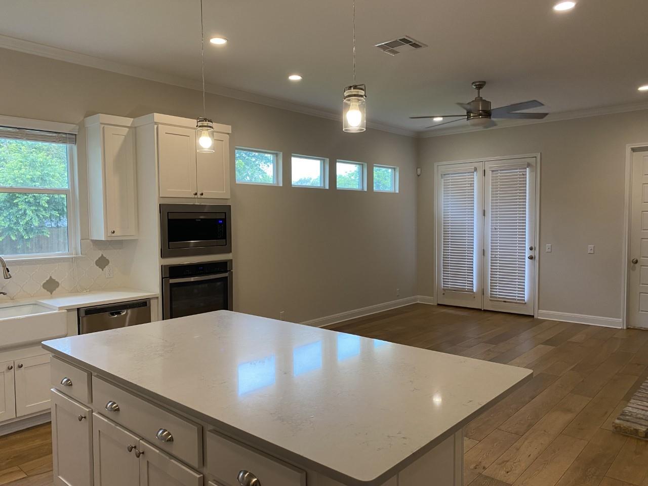 1216 Forest St, Georgetown, TX 78626