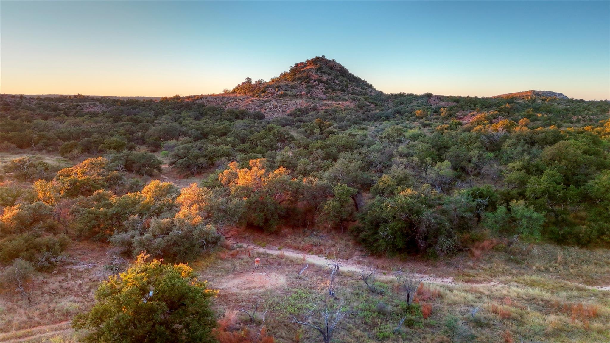 18248 Bode Peak Rd, Pontotoc, TX 76869